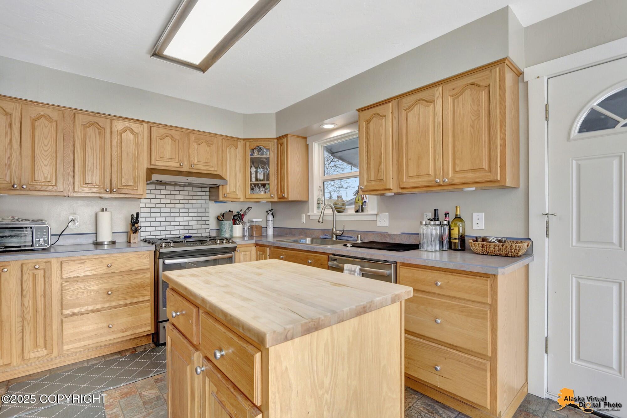 901 W 86th Avenue