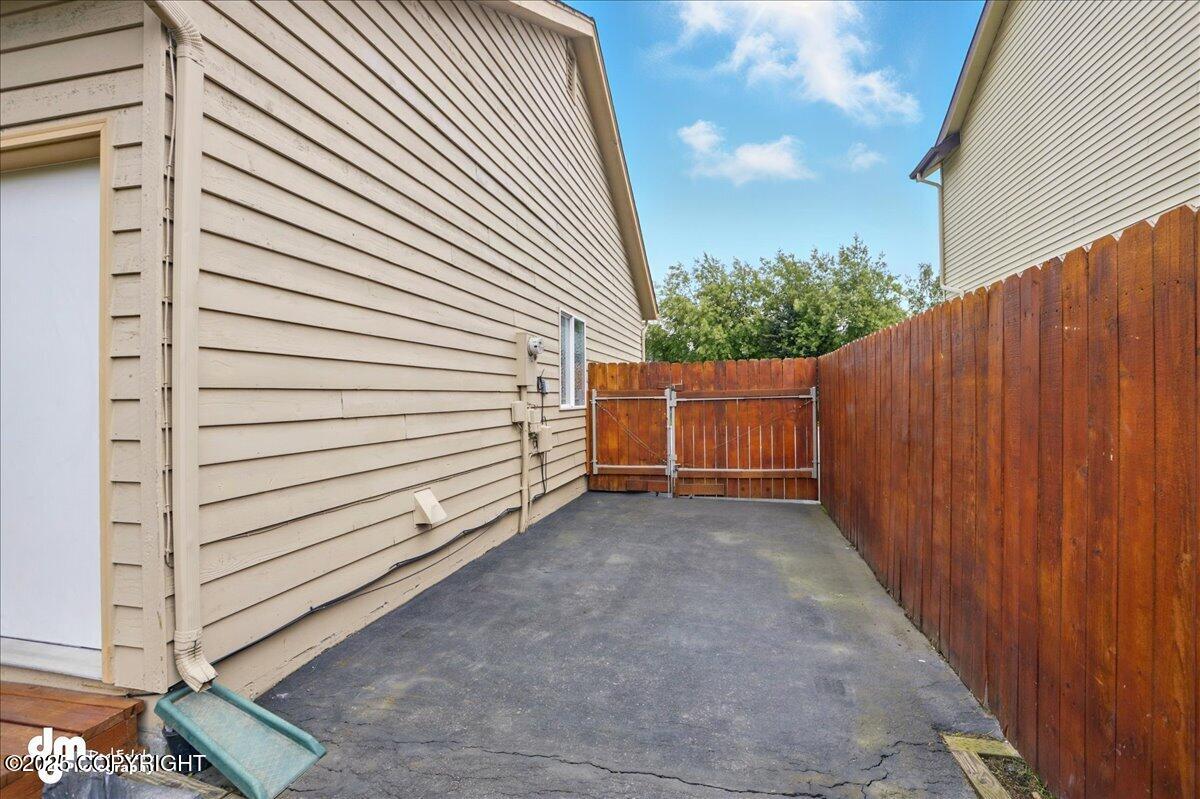 10410 Constitution Street