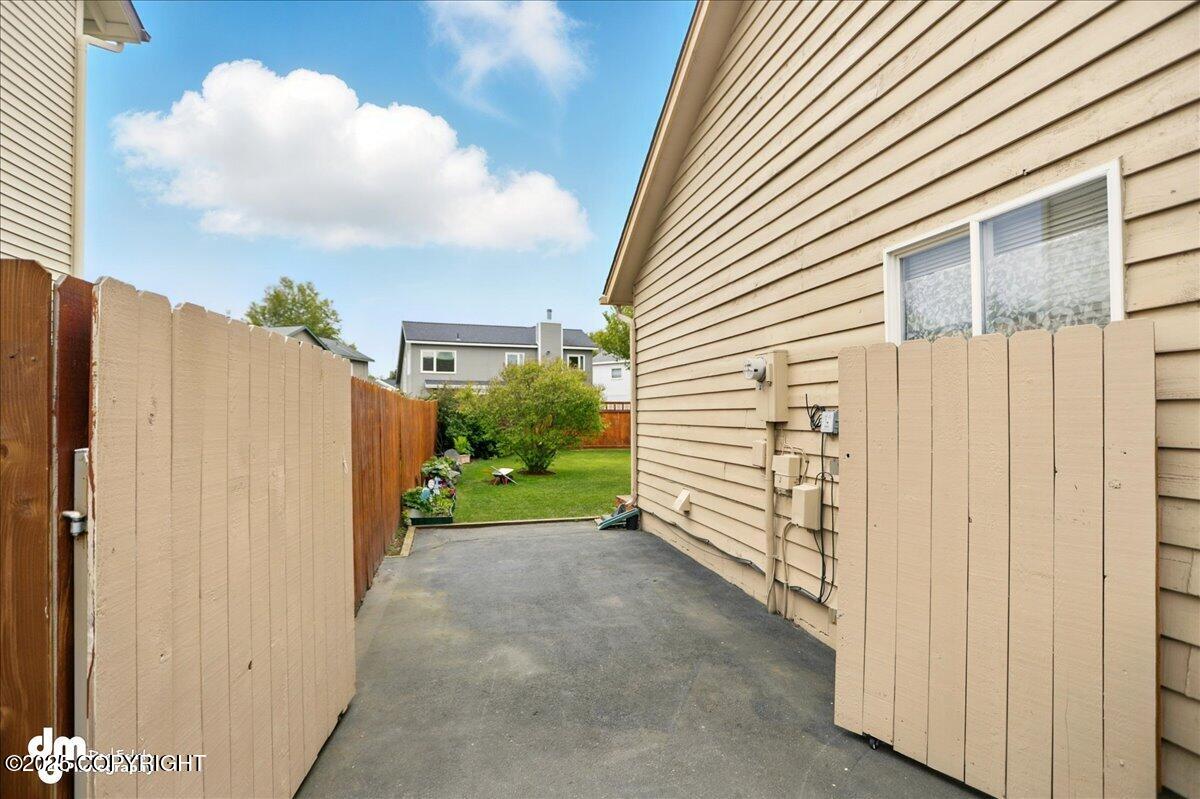 10410 Constitution Street