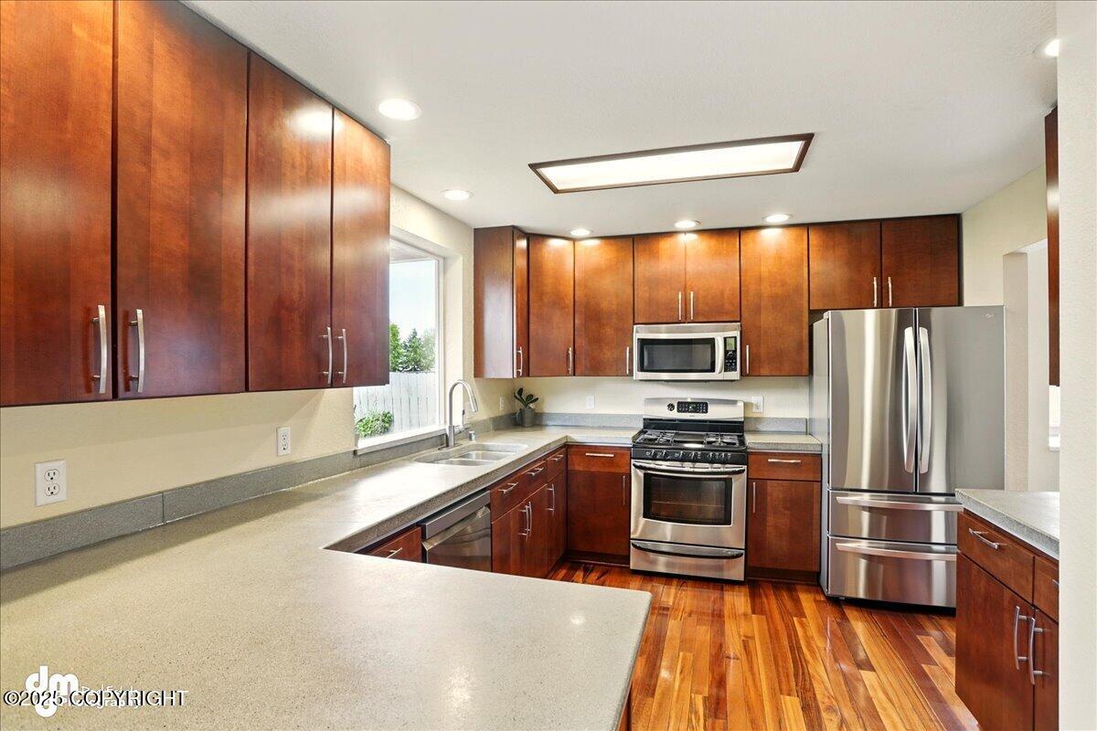 10410 Constitution Street