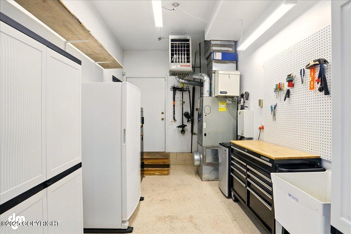 10410 Constitution Street