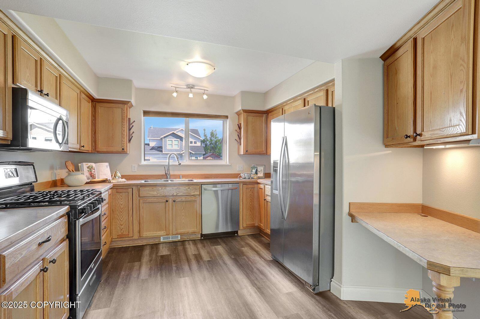 1230 W Granville Street