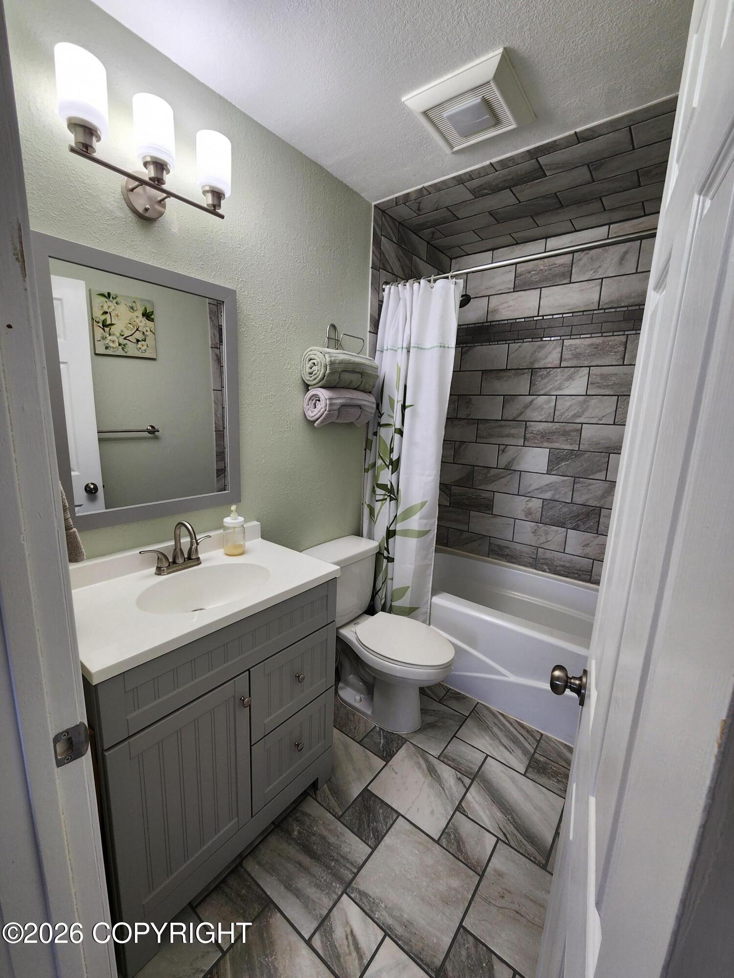 3309 Starlite Circle