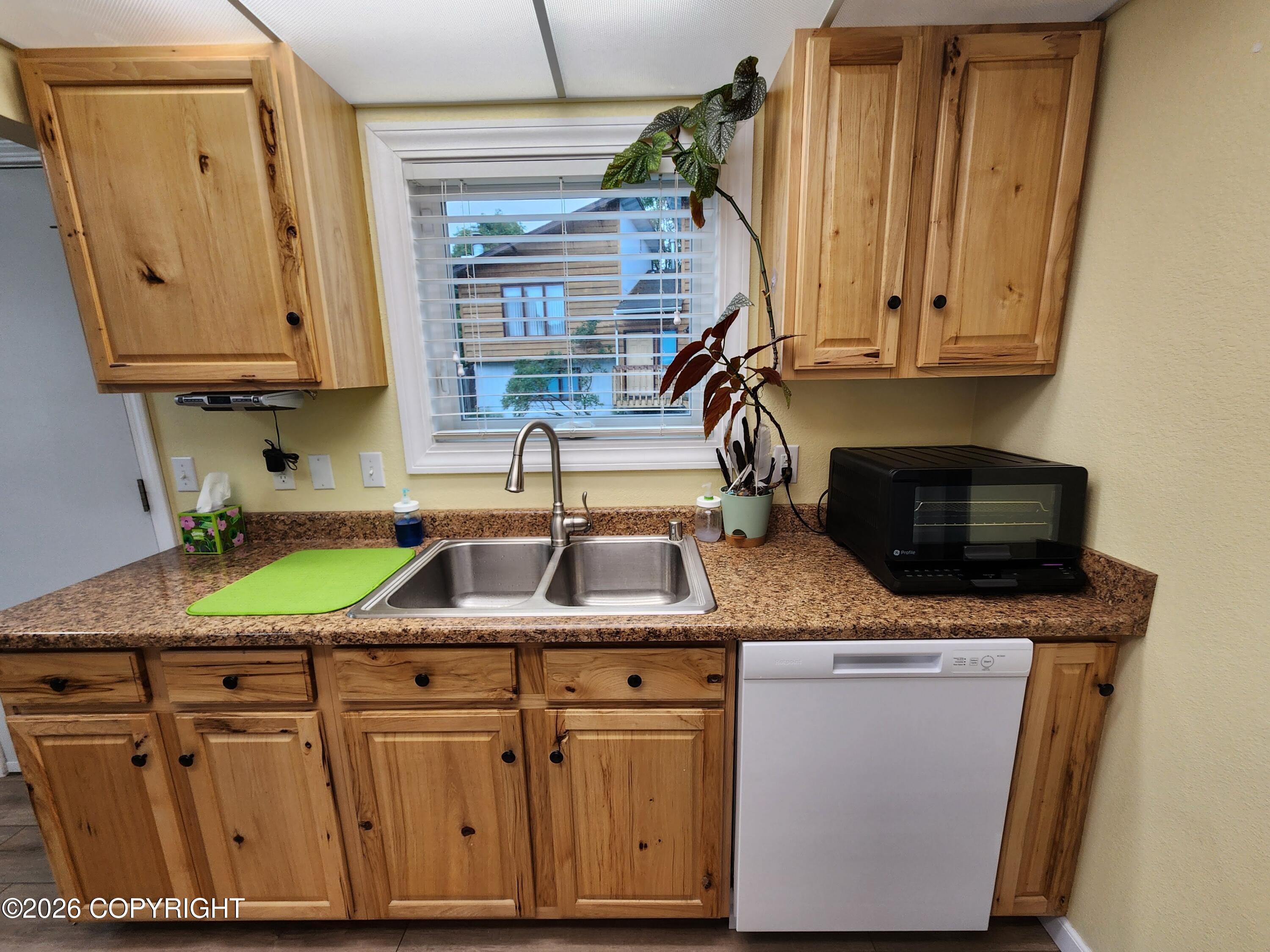3309 Starlite Circle
