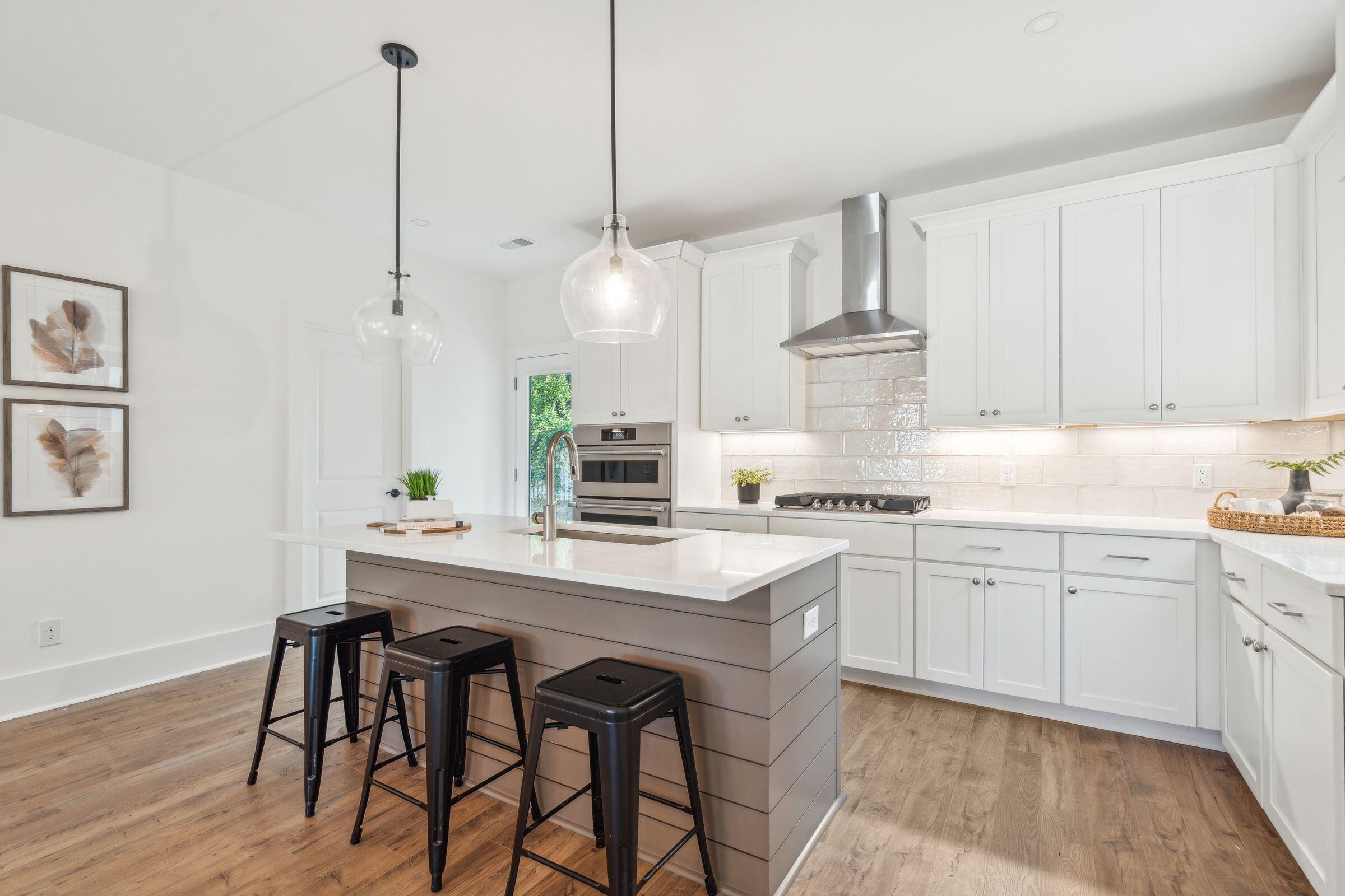 4016 Crockett Court