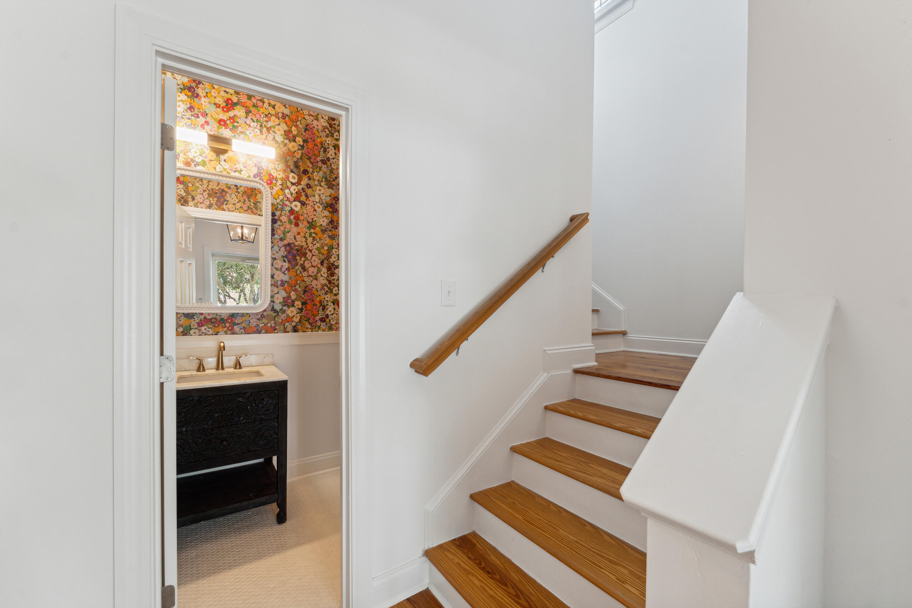 4009 Bridle Trail Drive