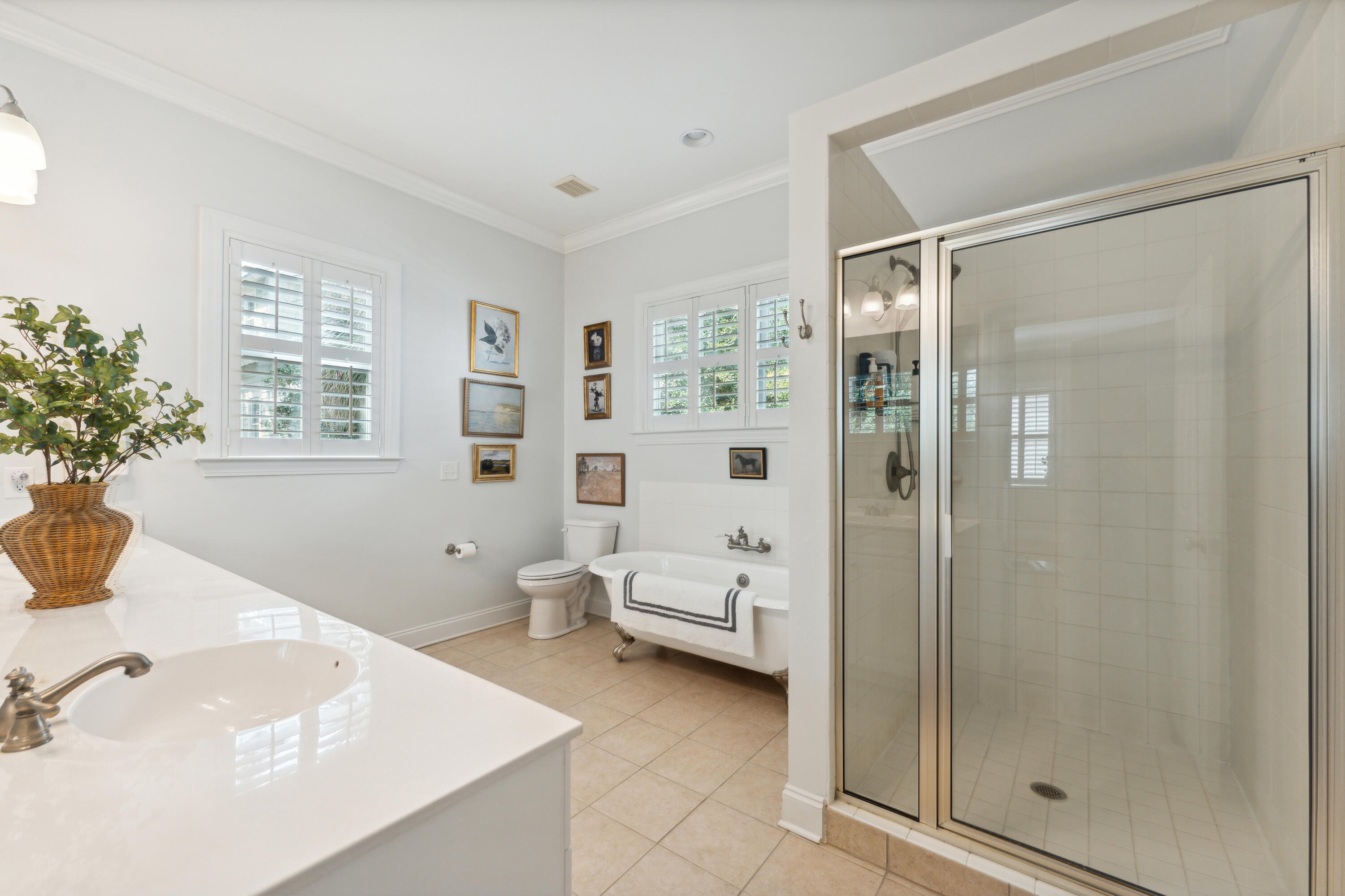 4009 Bridle Trail Drive