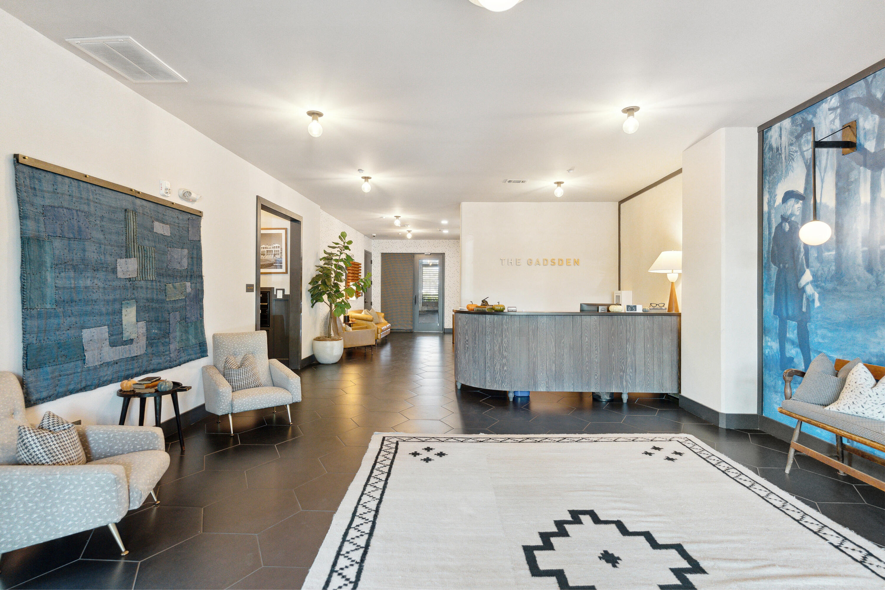 5 Gadsdenboro Street # 414