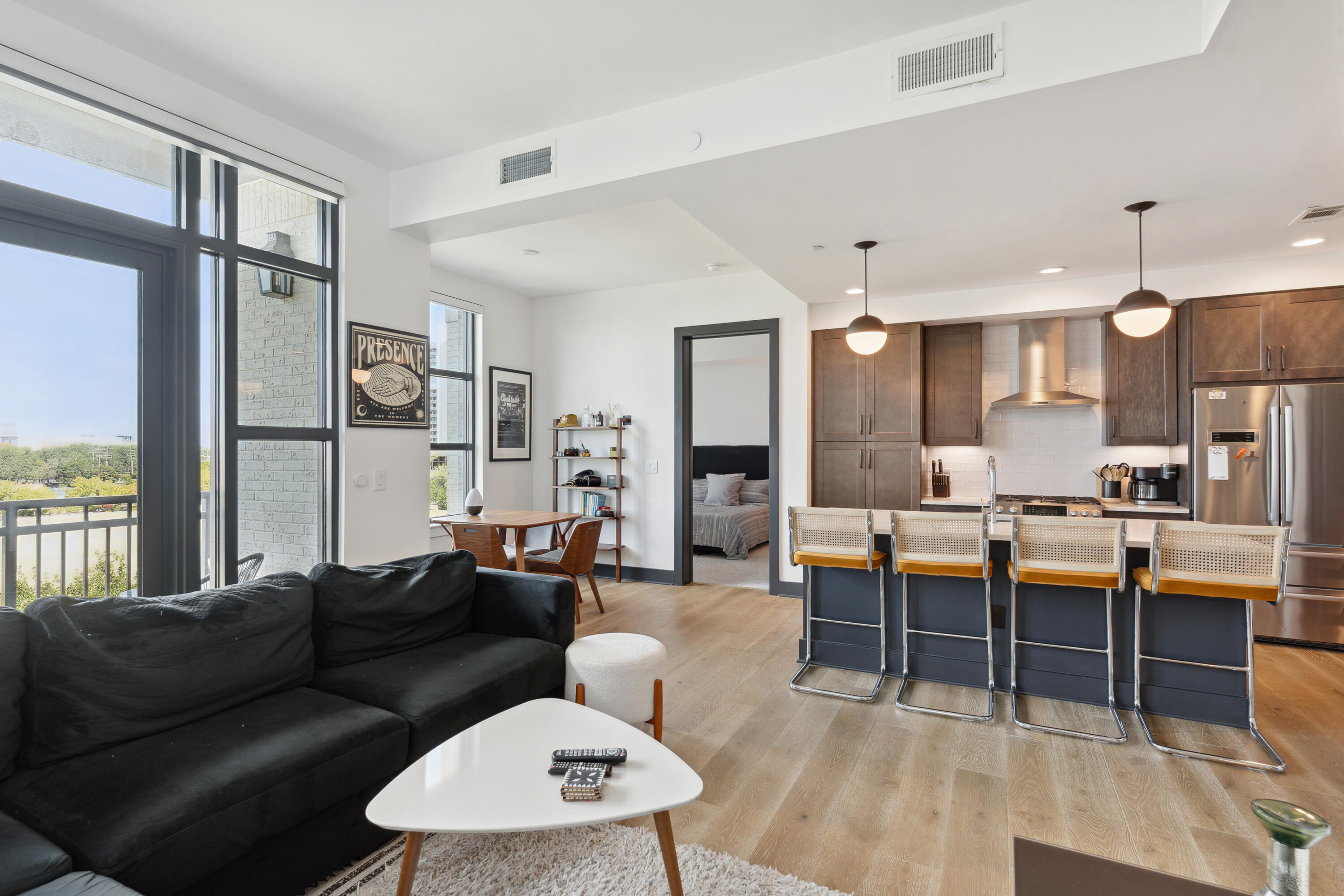5 Gadsdenboro Street # 414