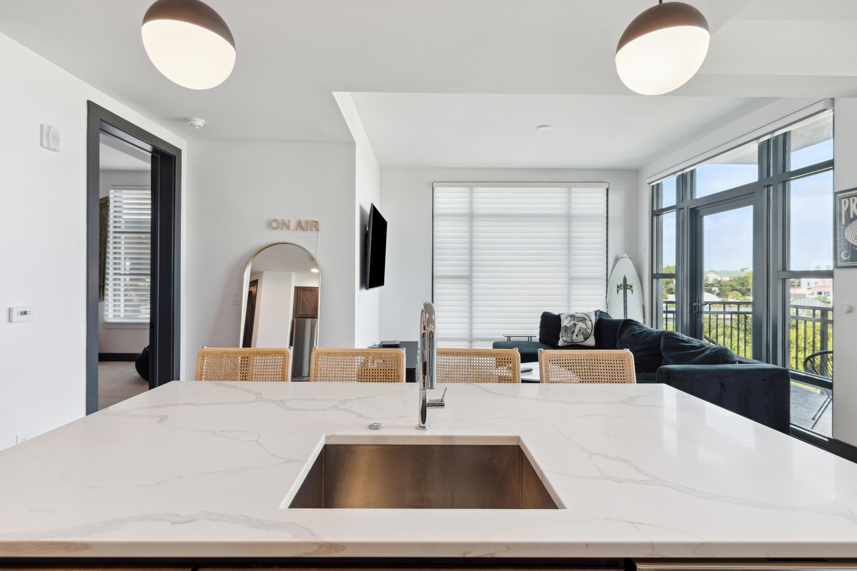 5 Gadsdenboro Street # 414
