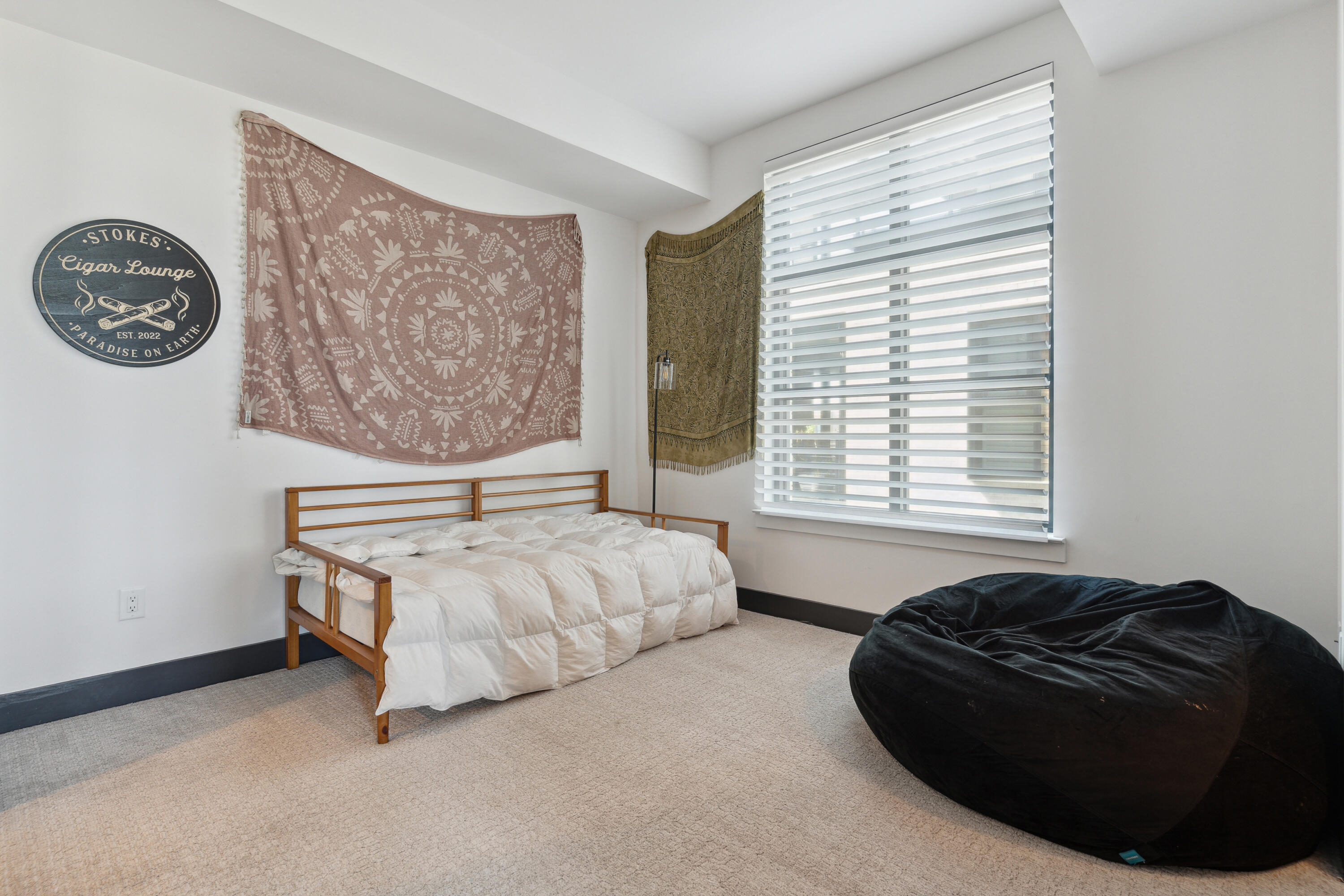 5 Gadsdenboro Street # 414