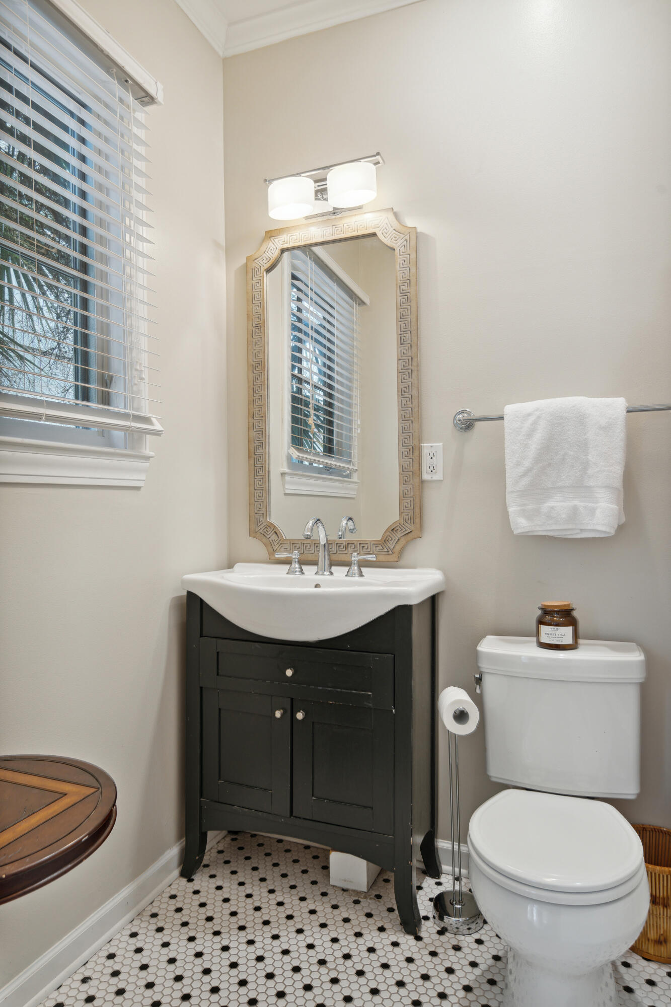 152 Spring Street Unit: E