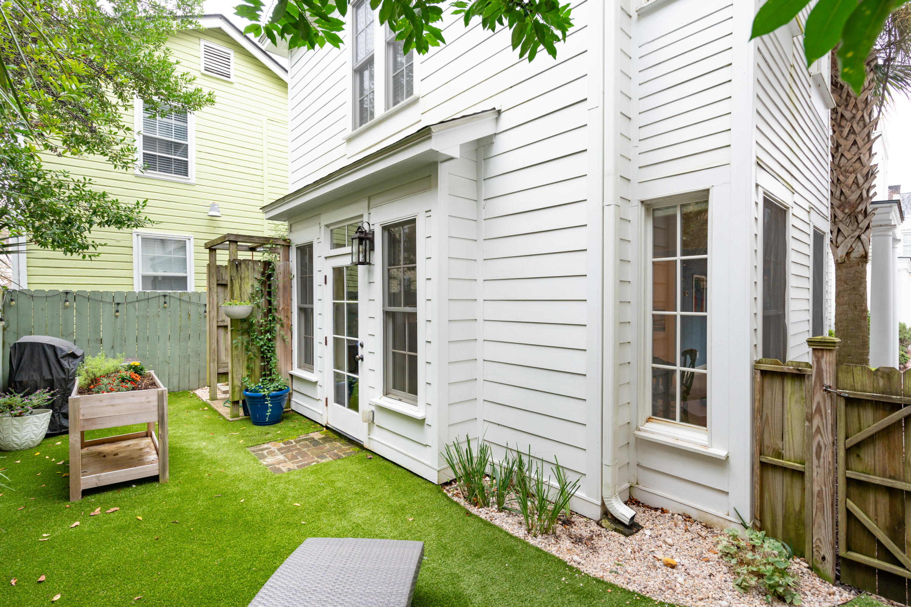 152 Spring Street Unit: E