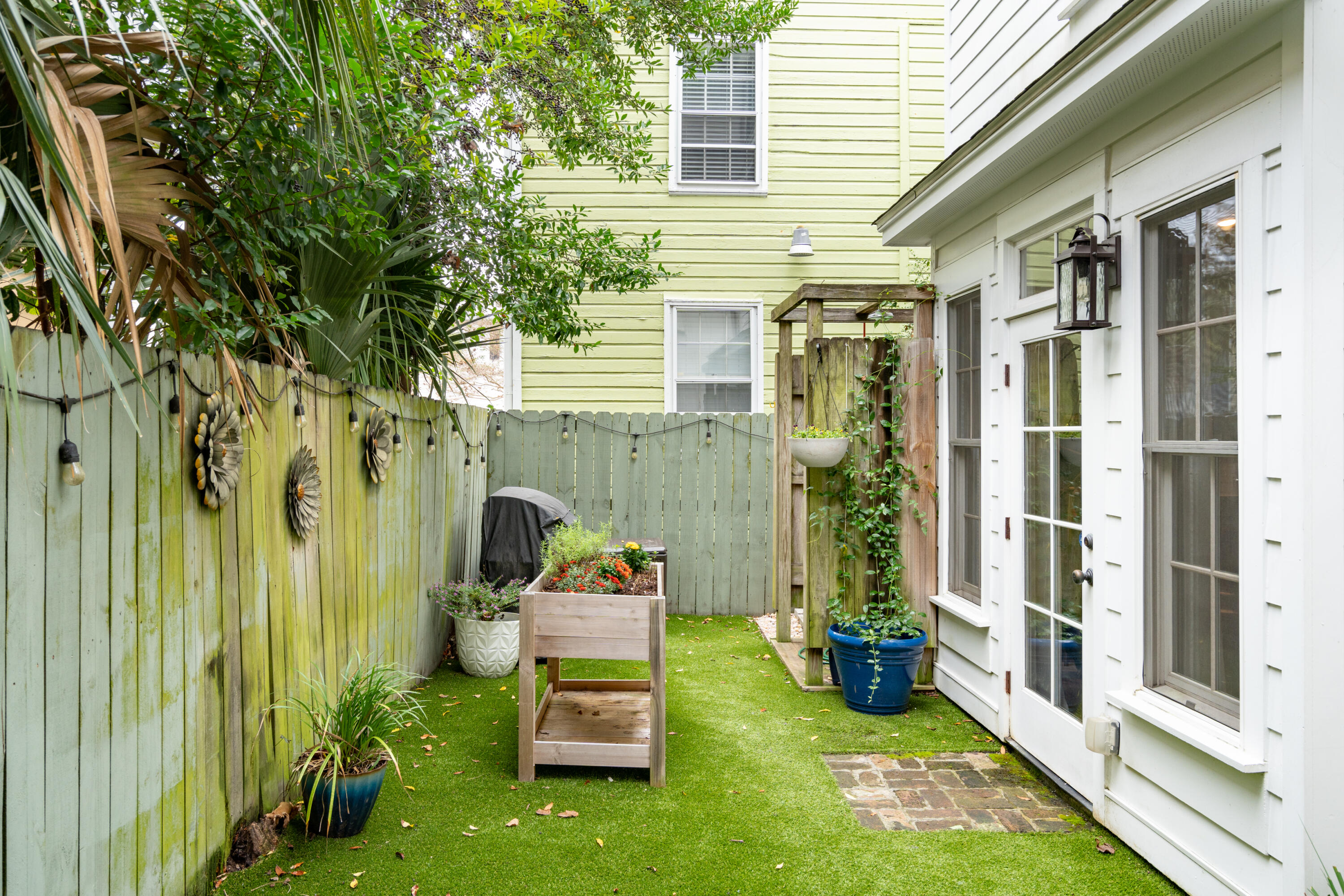152 Spring Street Unit: E