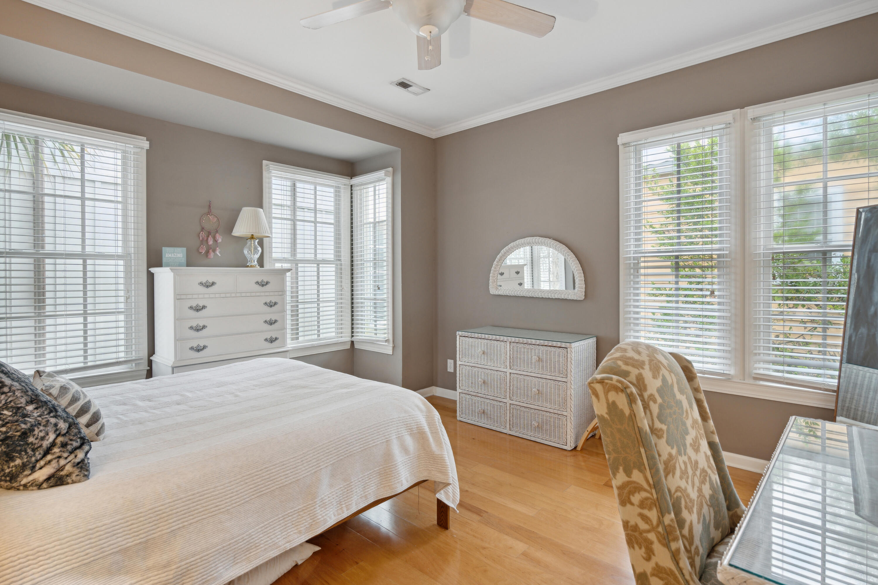 152 Spring Street Unit: E
