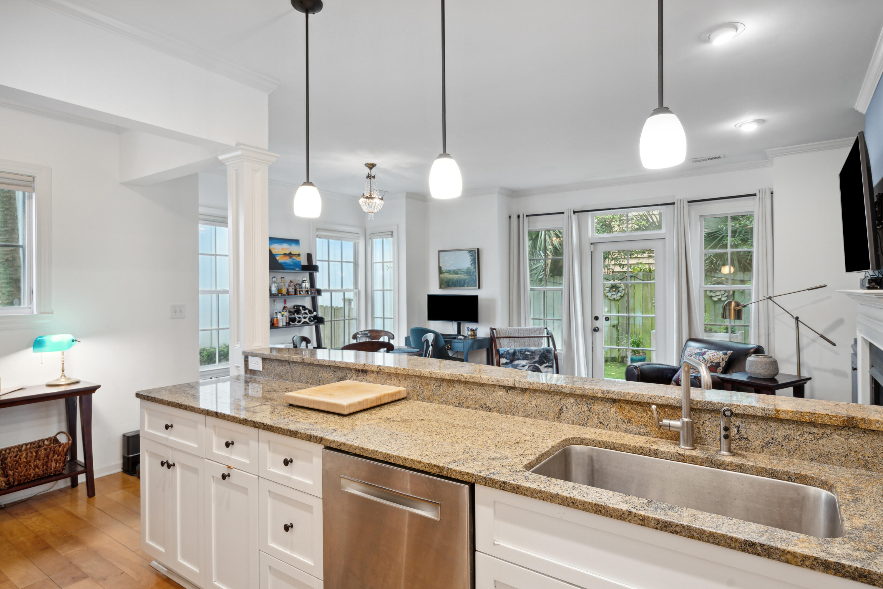 152 Spring Street Unit: E