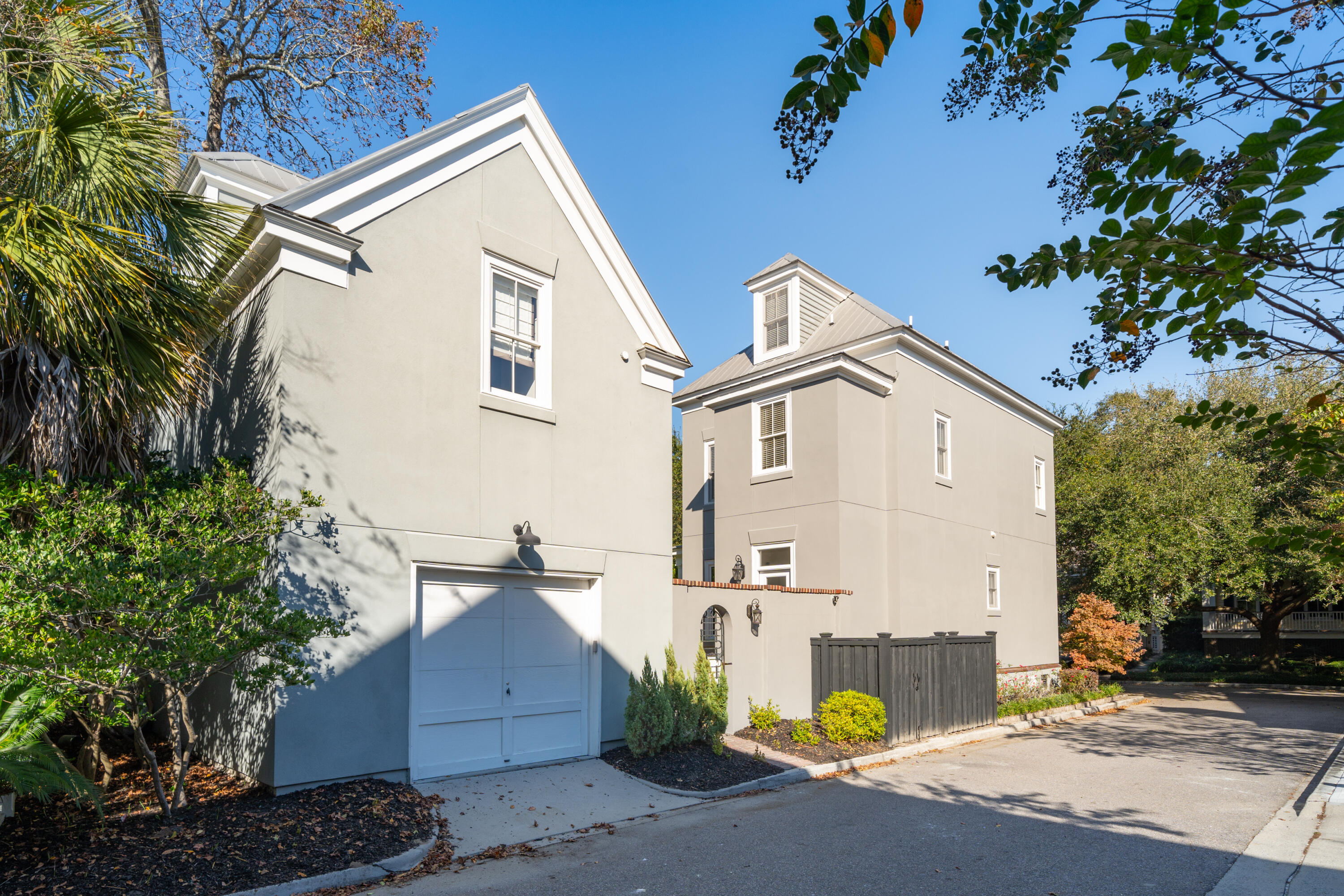45 Eastlake Road