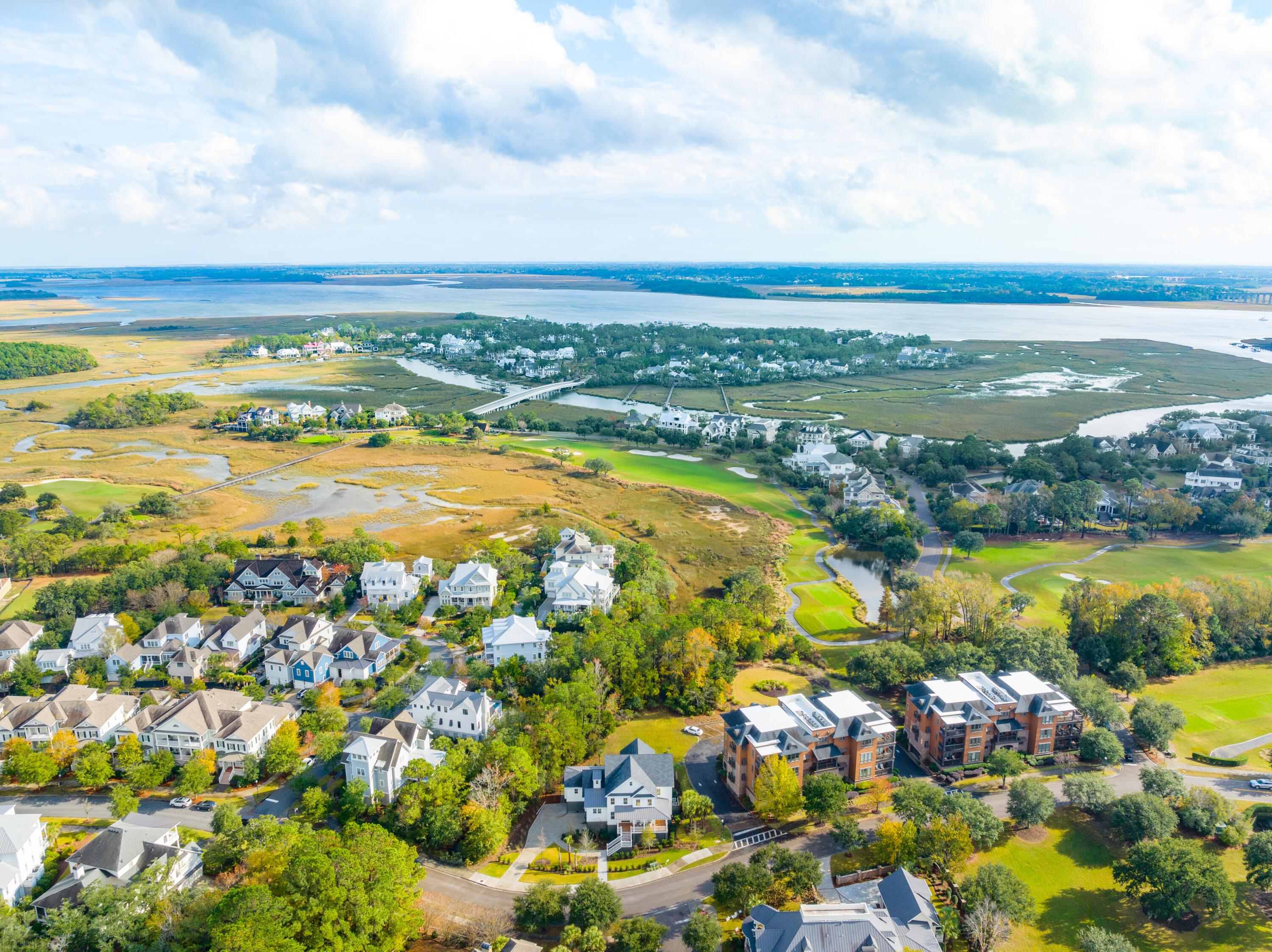 260 Island Park Drive