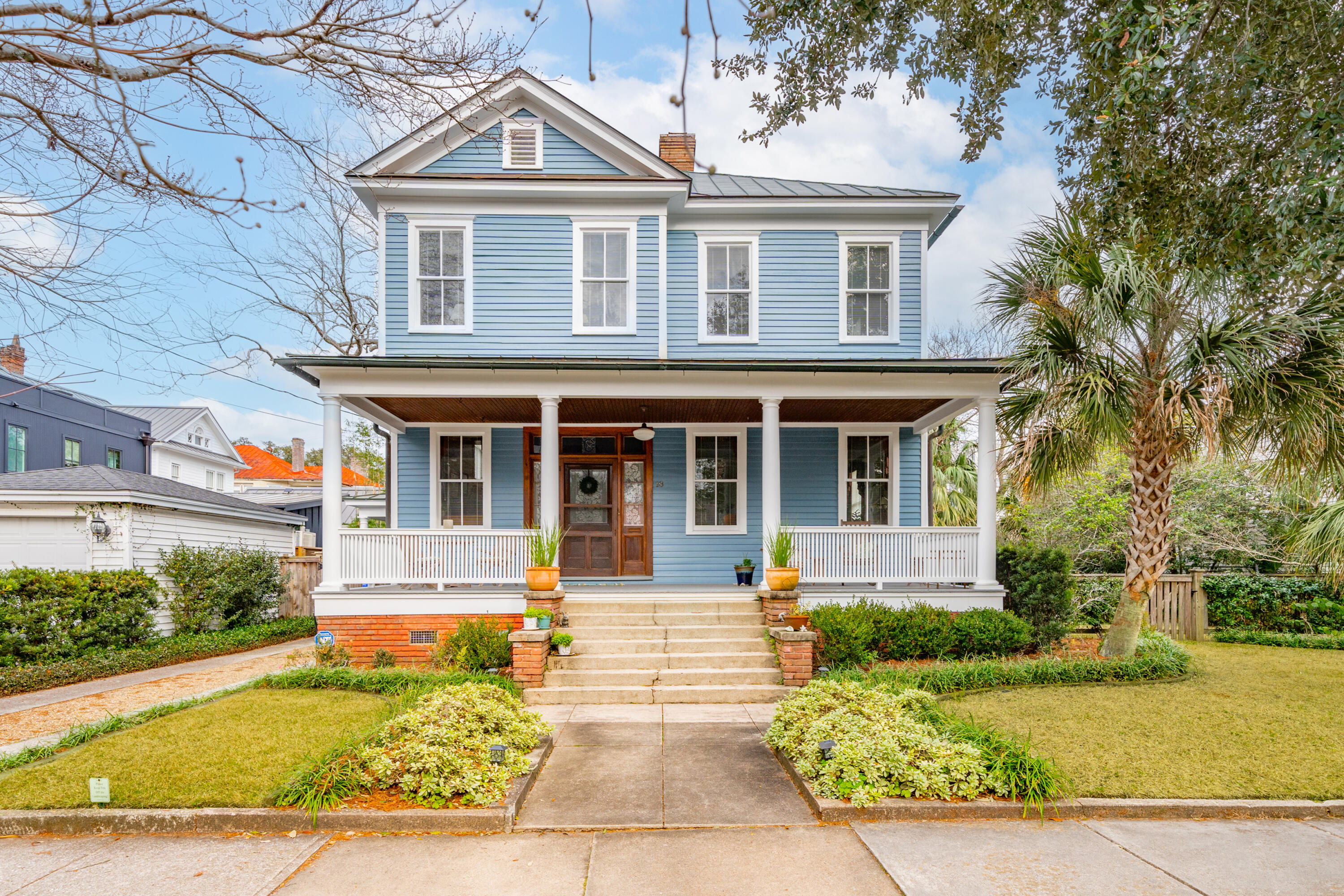 18 Kenilworth Avenue