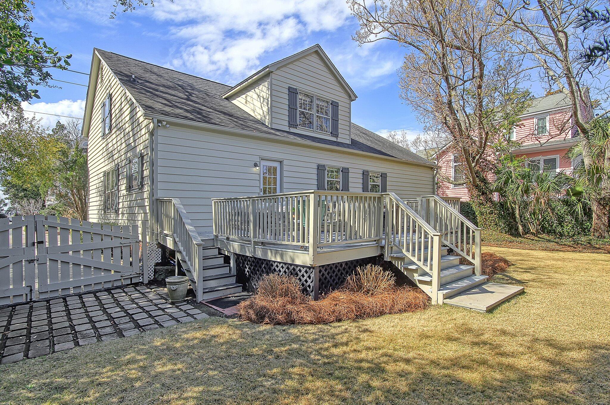 26 Barre Street