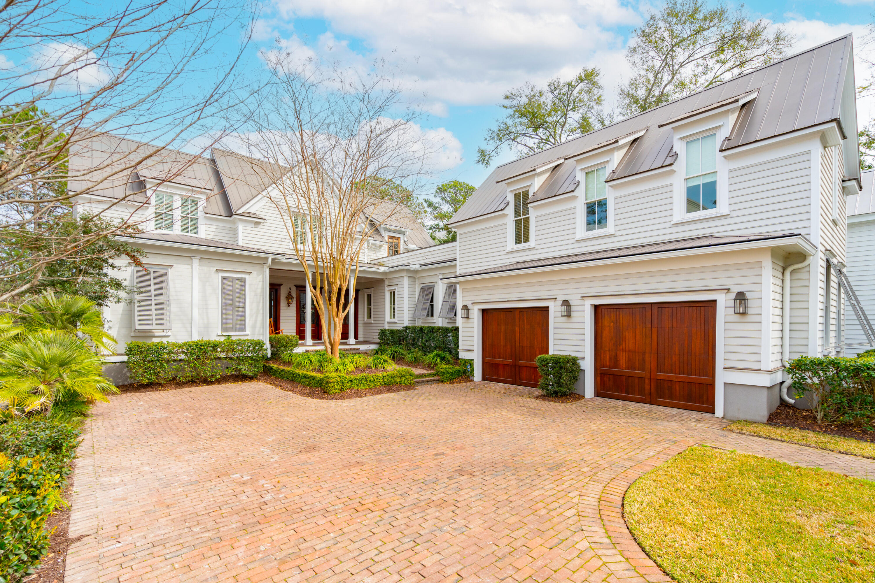 39 Robert Mills Circle