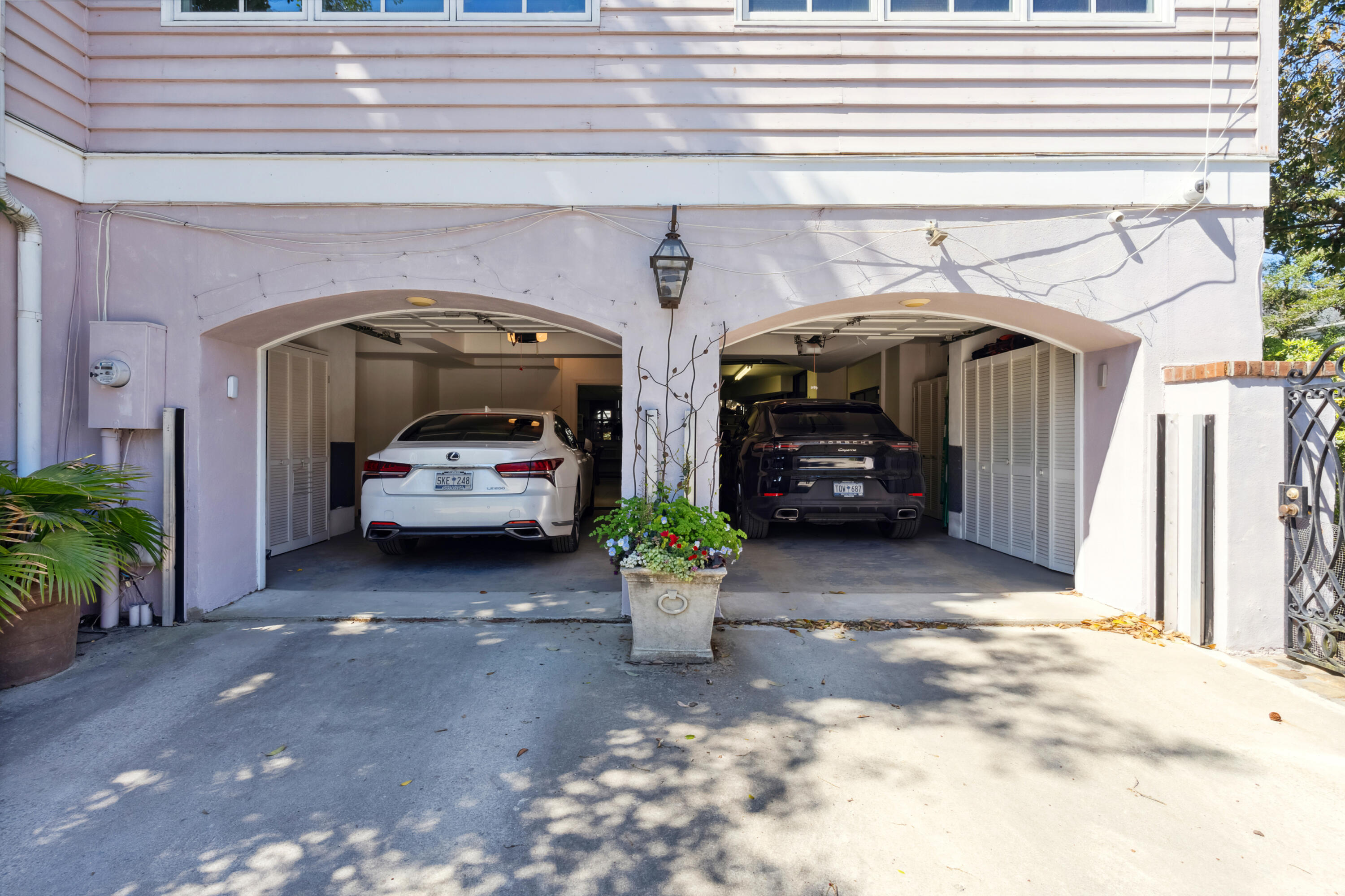 18 Murray Boulevard