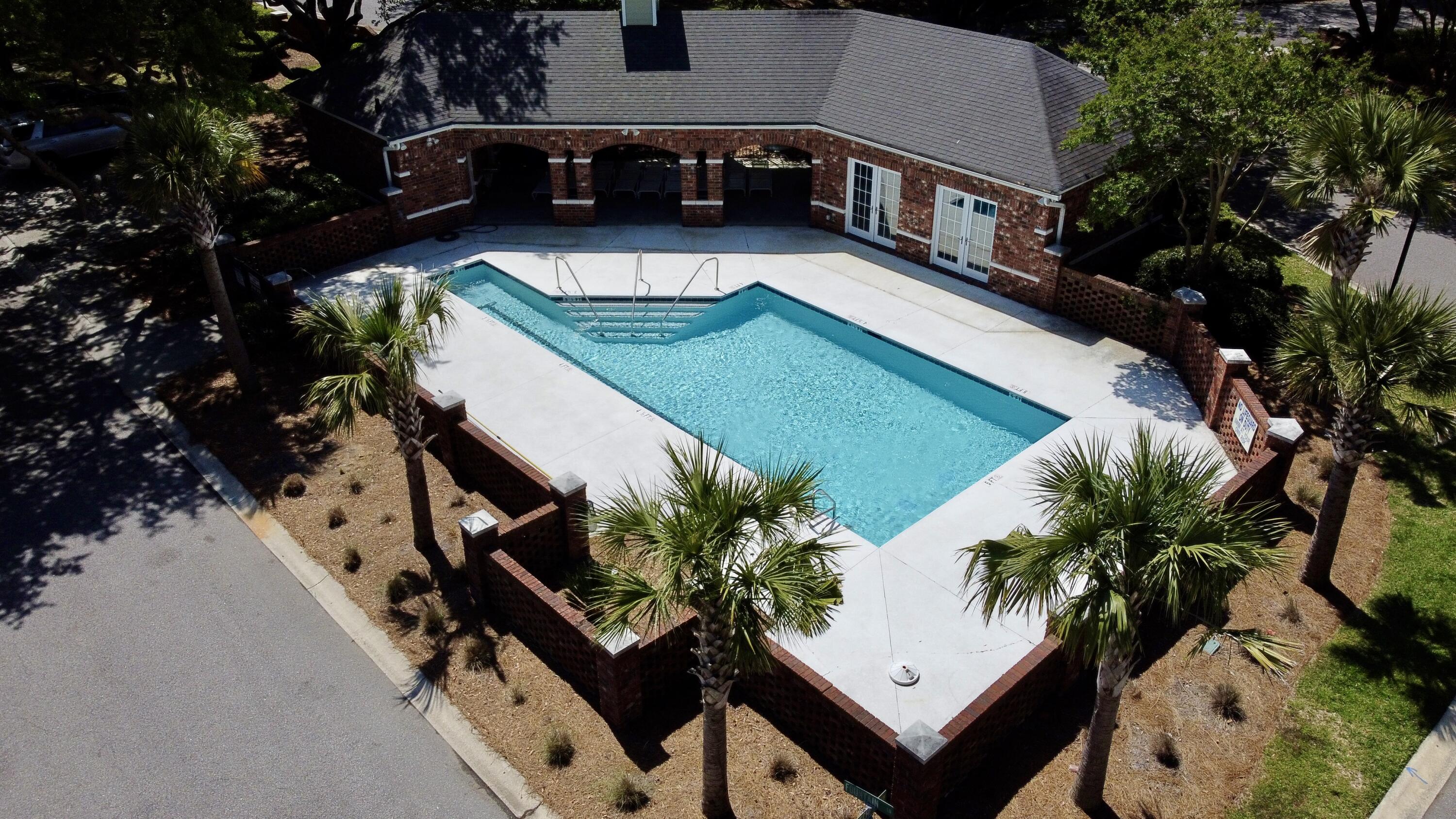 773 Natchez Circle