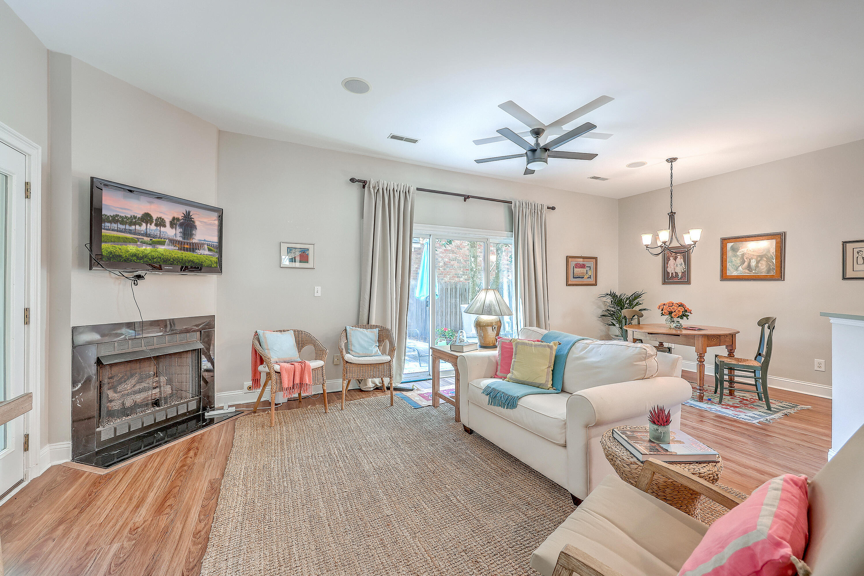 773 Natchez Circle