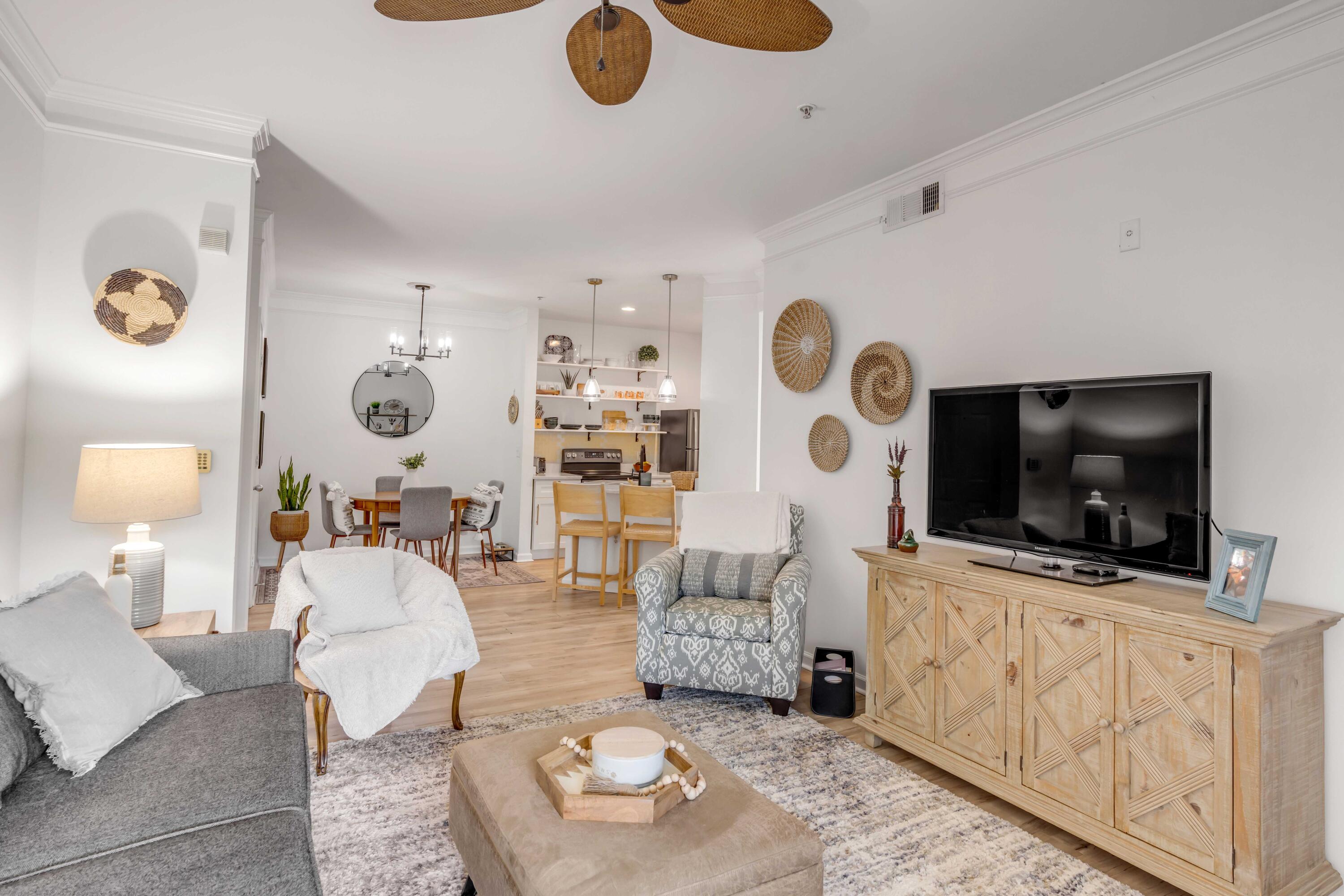 1300 Park West Boulevard # 810