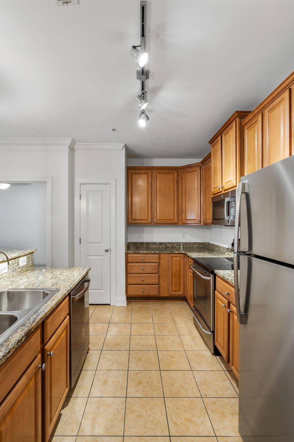 1900 Belle Isle Avenue # 105