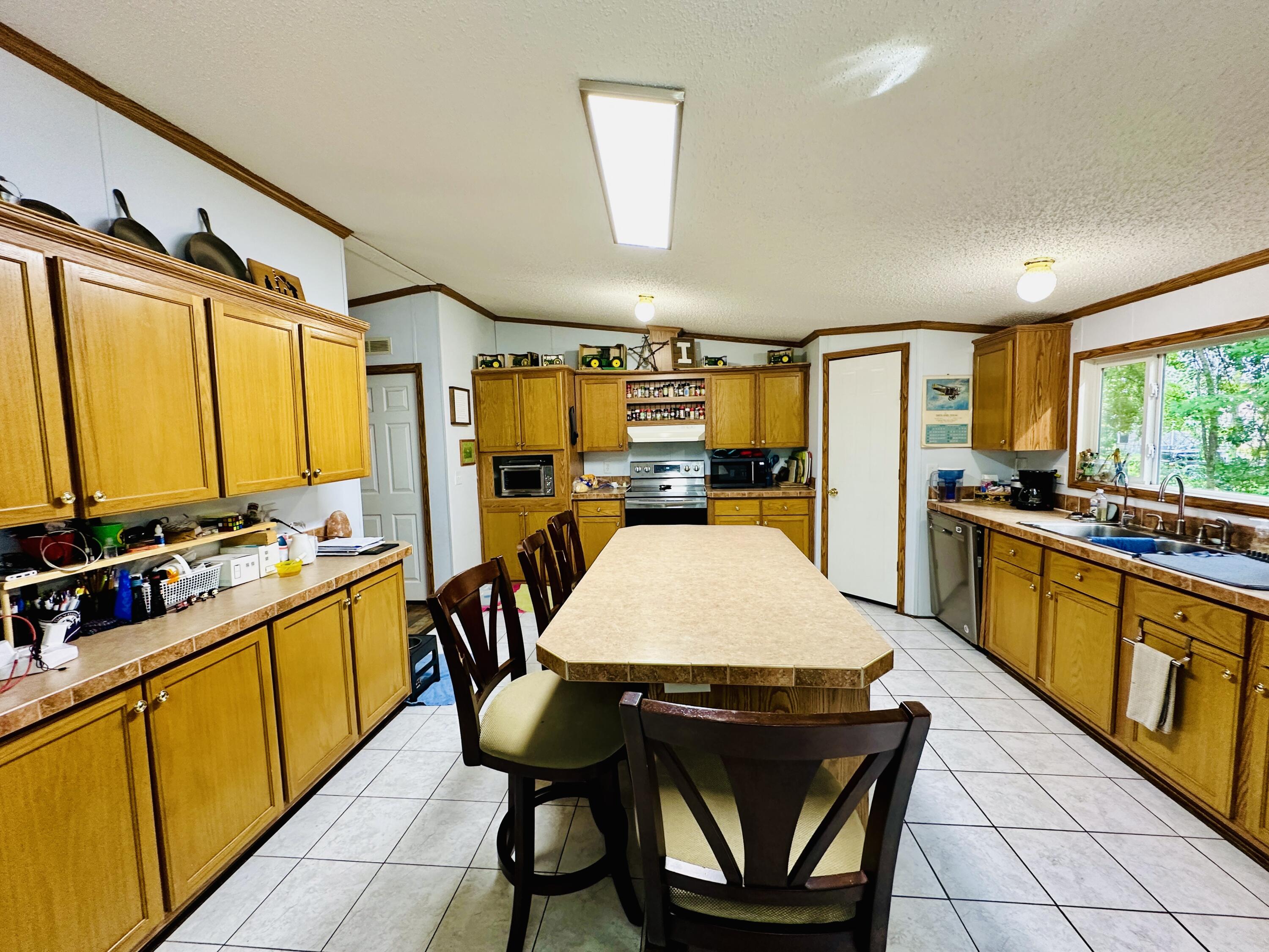 1141 Chandler Road