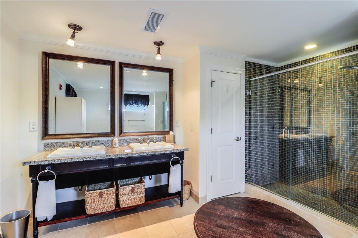 5804 Palmetto Drive # 504 Unit: A-504
