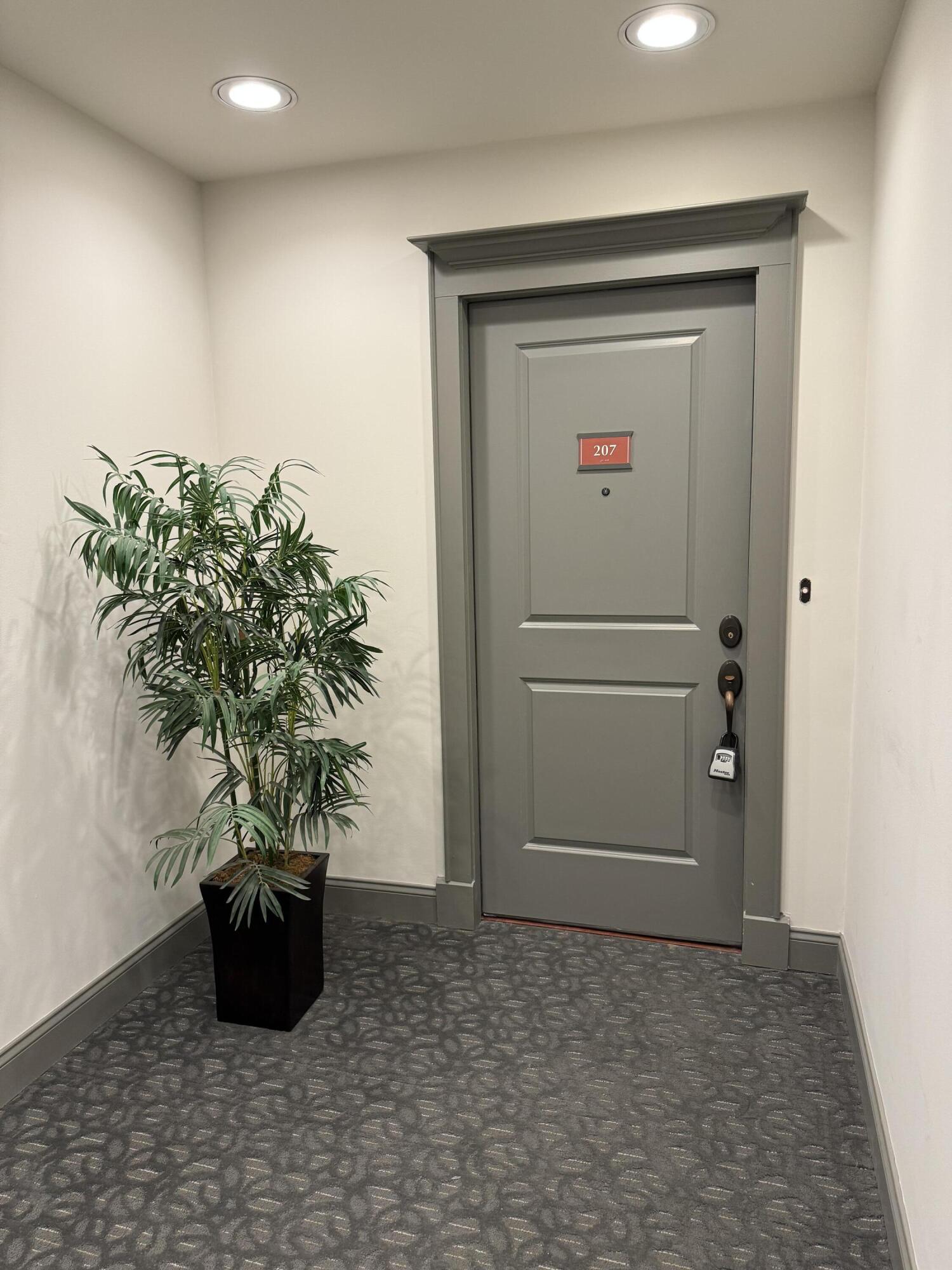 21 George Street # 207