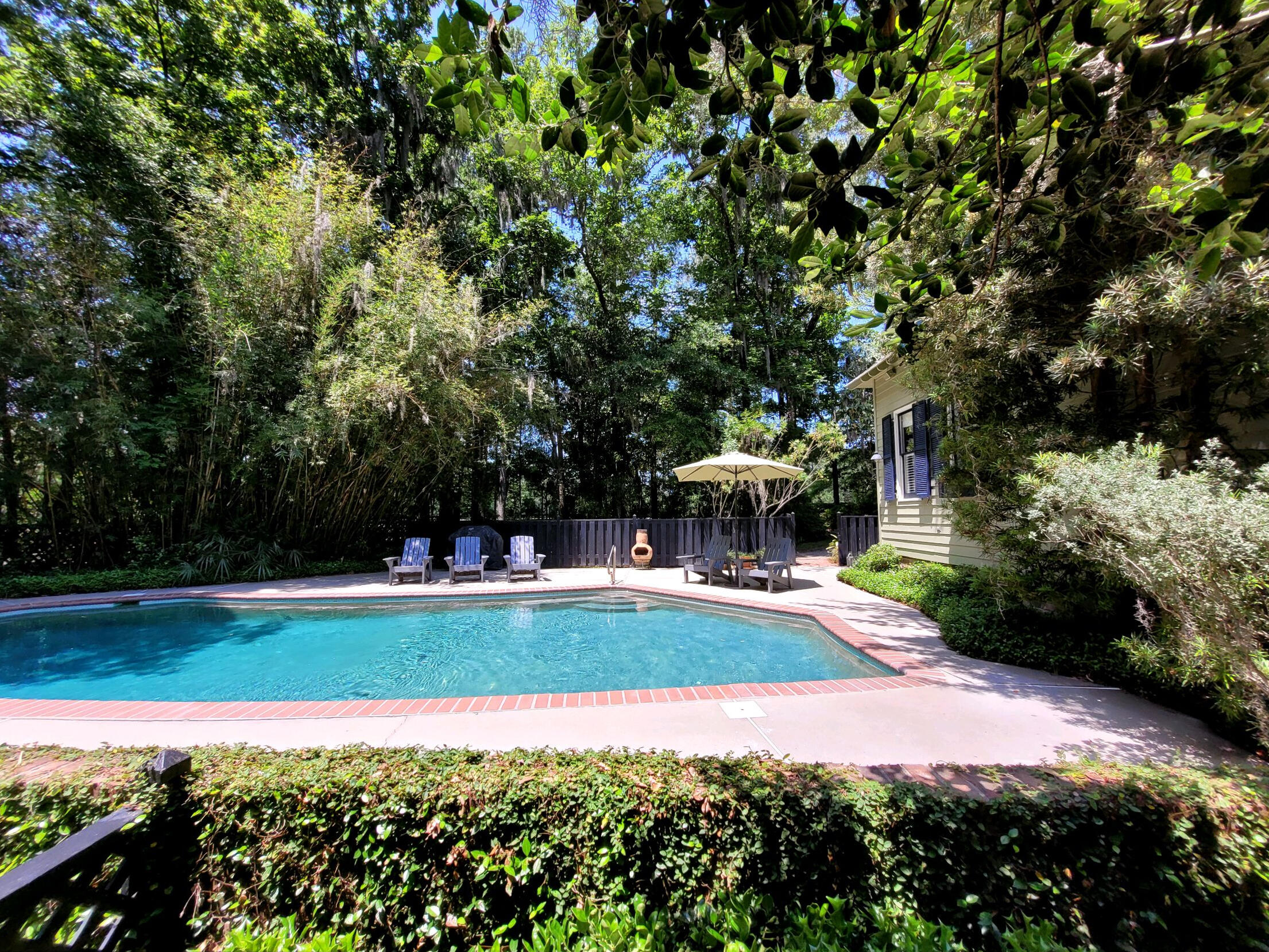 26 Middleton Oaks Road