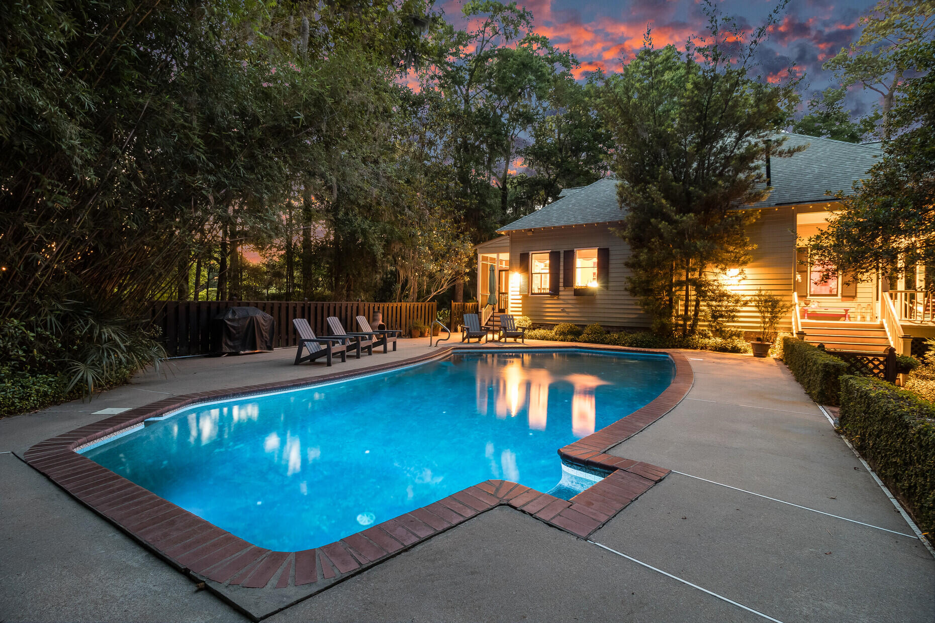 26 Middleton Oaks Road