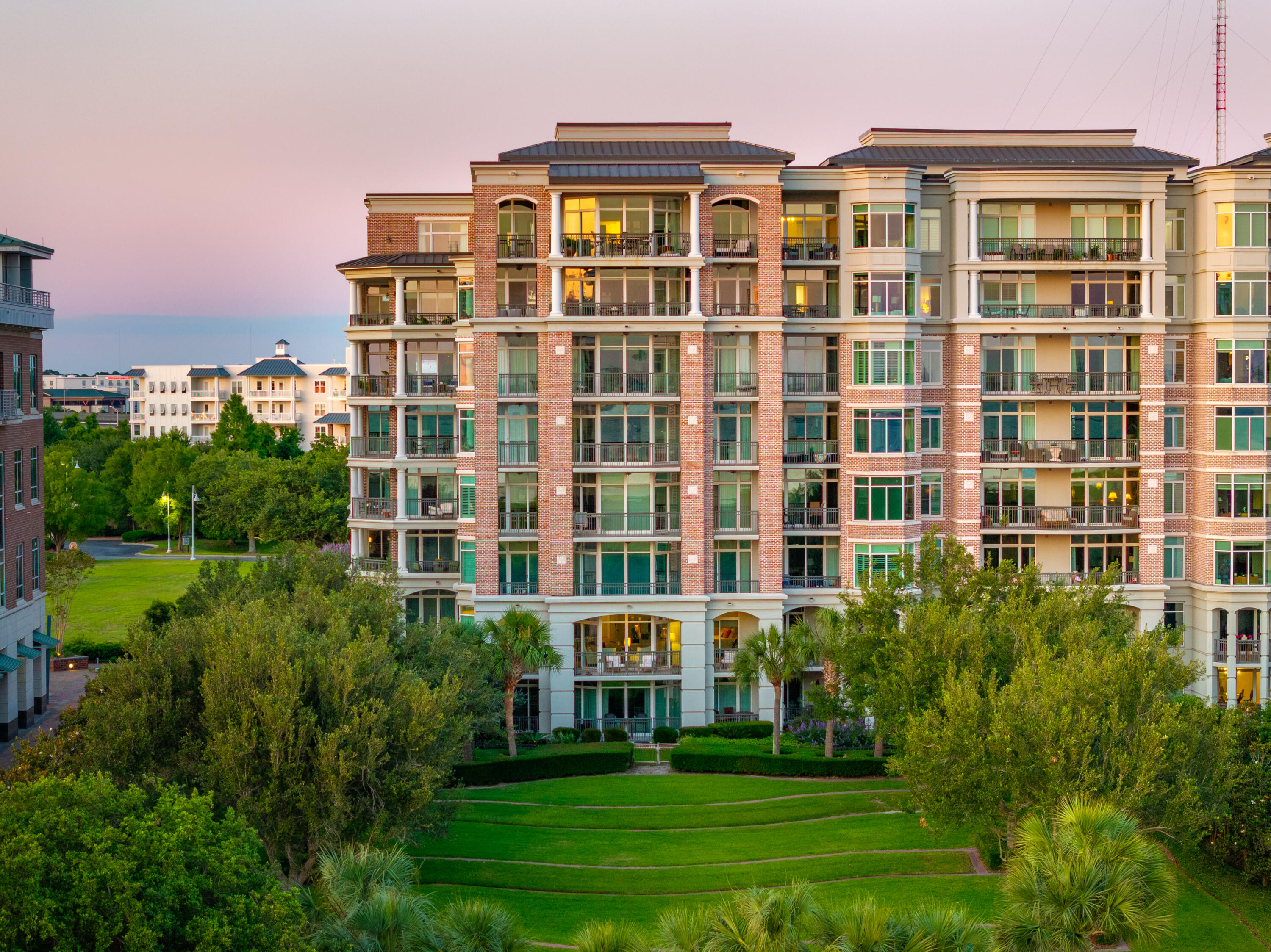 122 N Plaza Court # 102