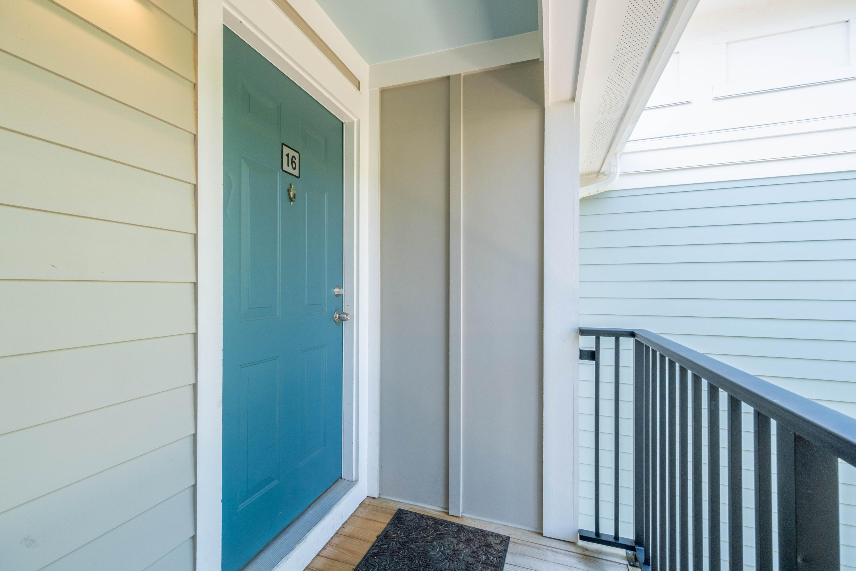 264 Alexandra Drive # 16