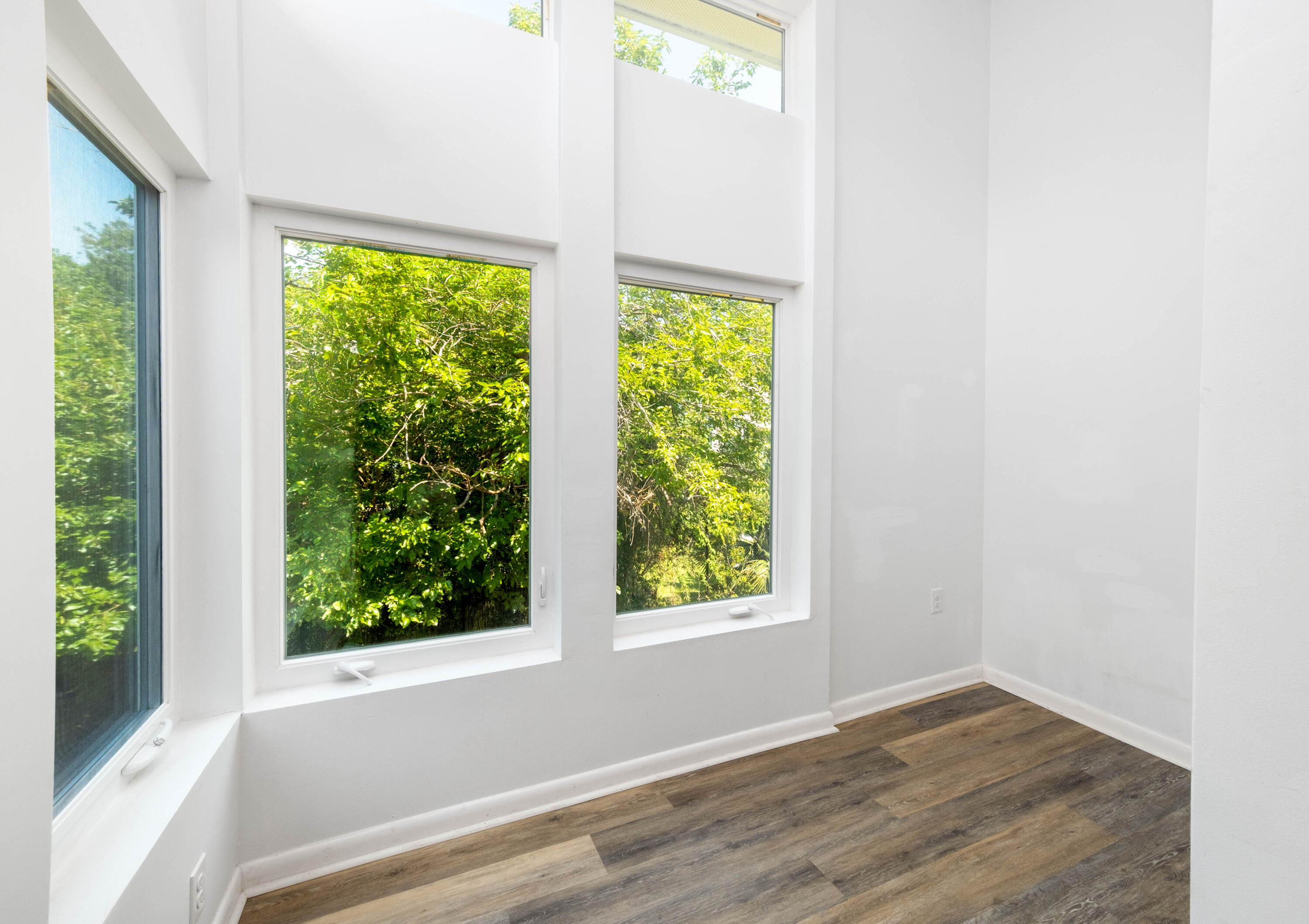 264 Alexandra Drive # 16