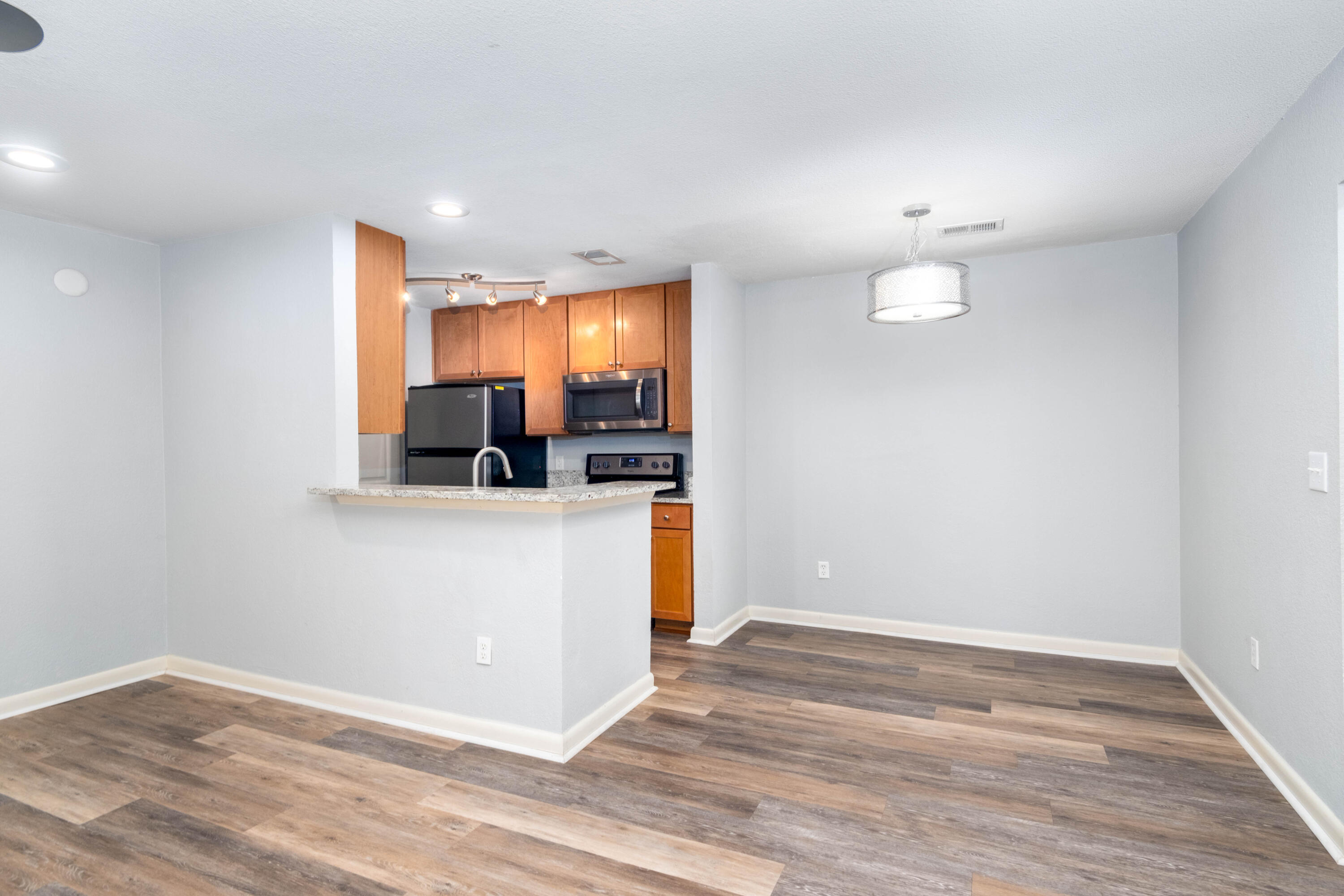 264 Alexandra Drive # 16
