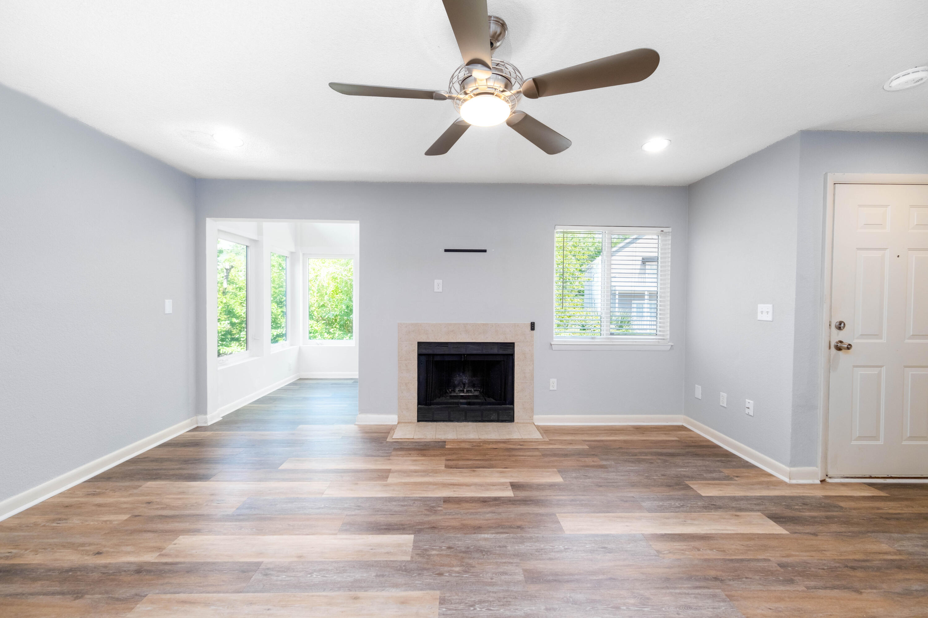 264 Alexandra Drive # 16