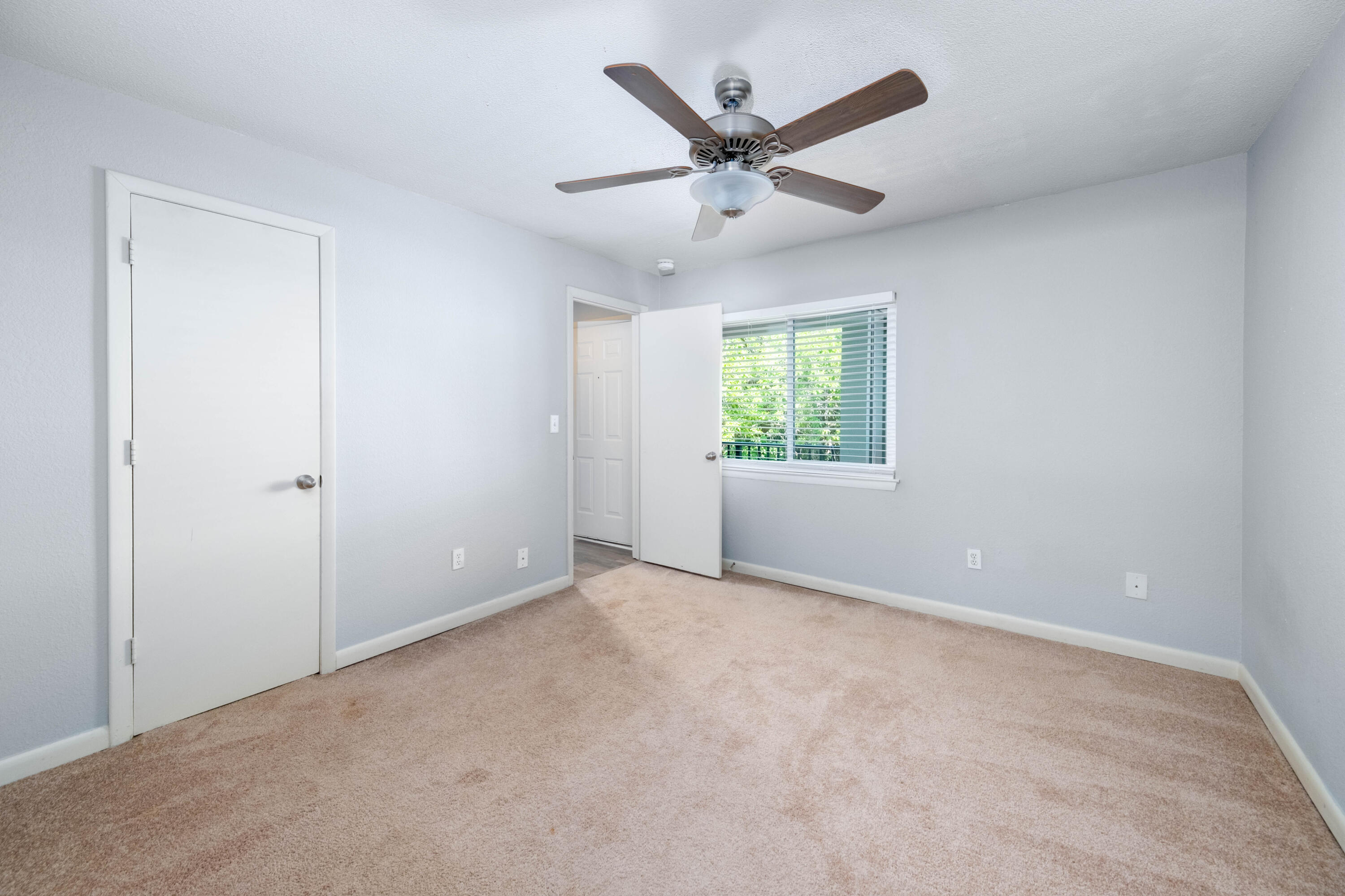 264 Alexandra Drive # 16