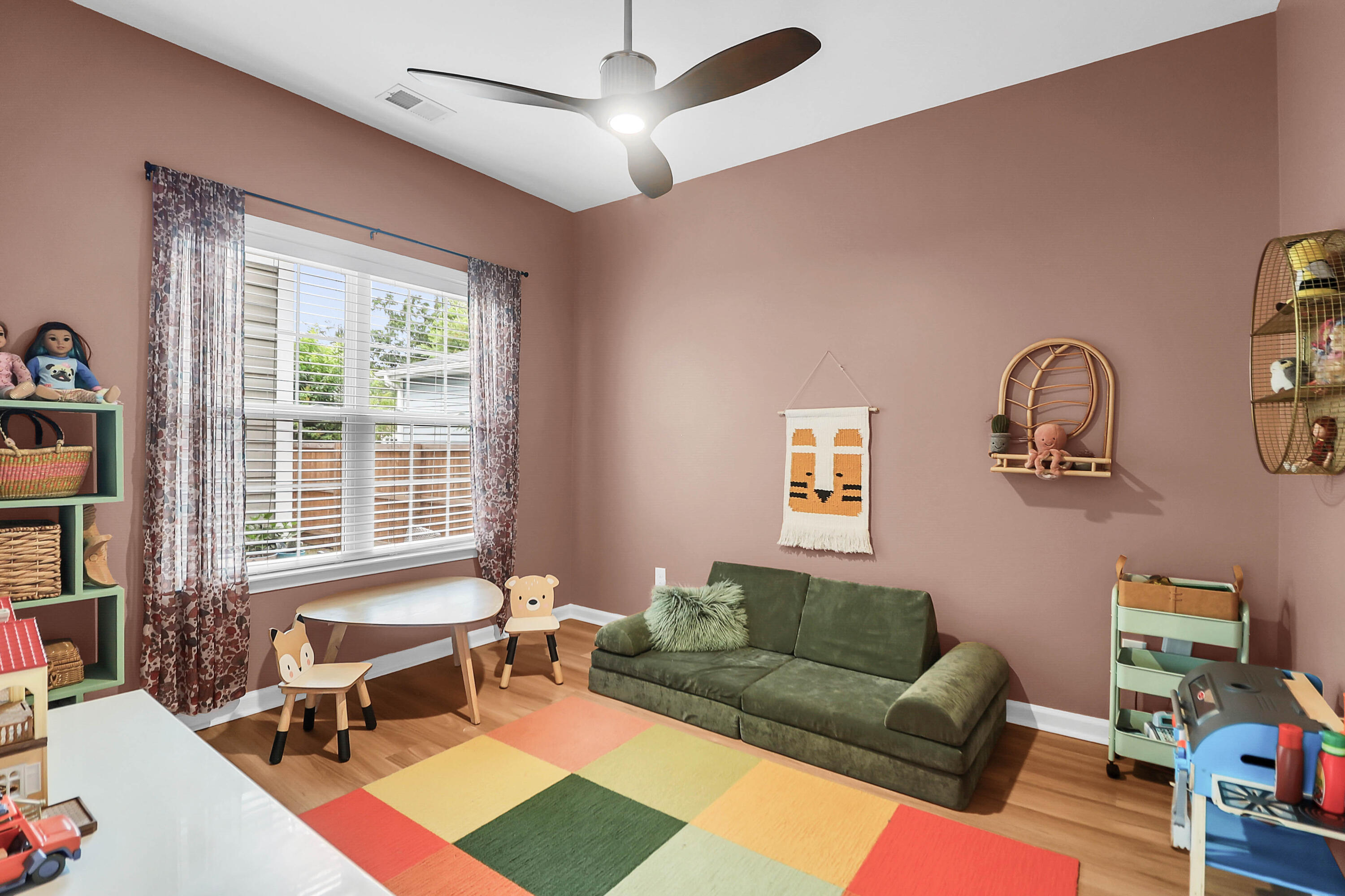 3166 Riverine View
