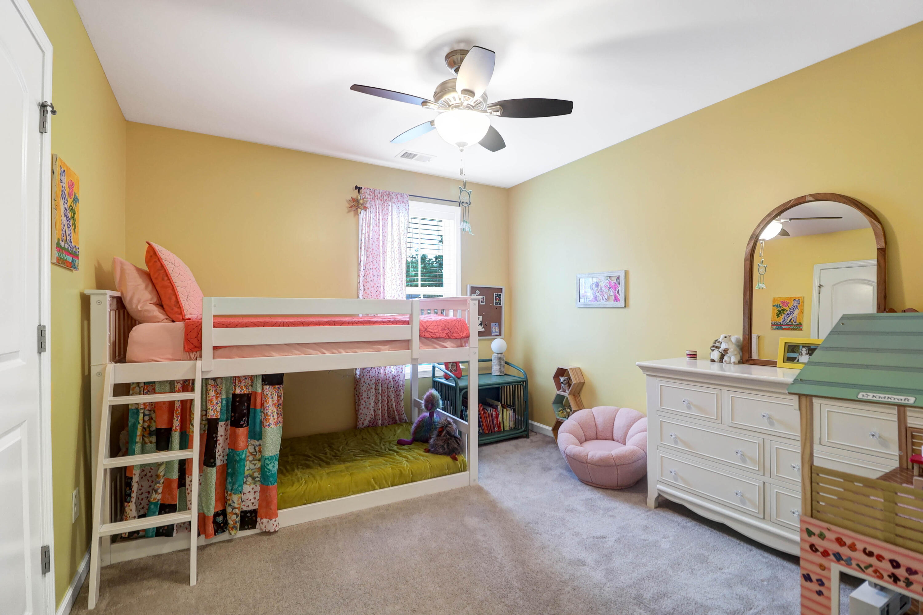3166 Riverine View