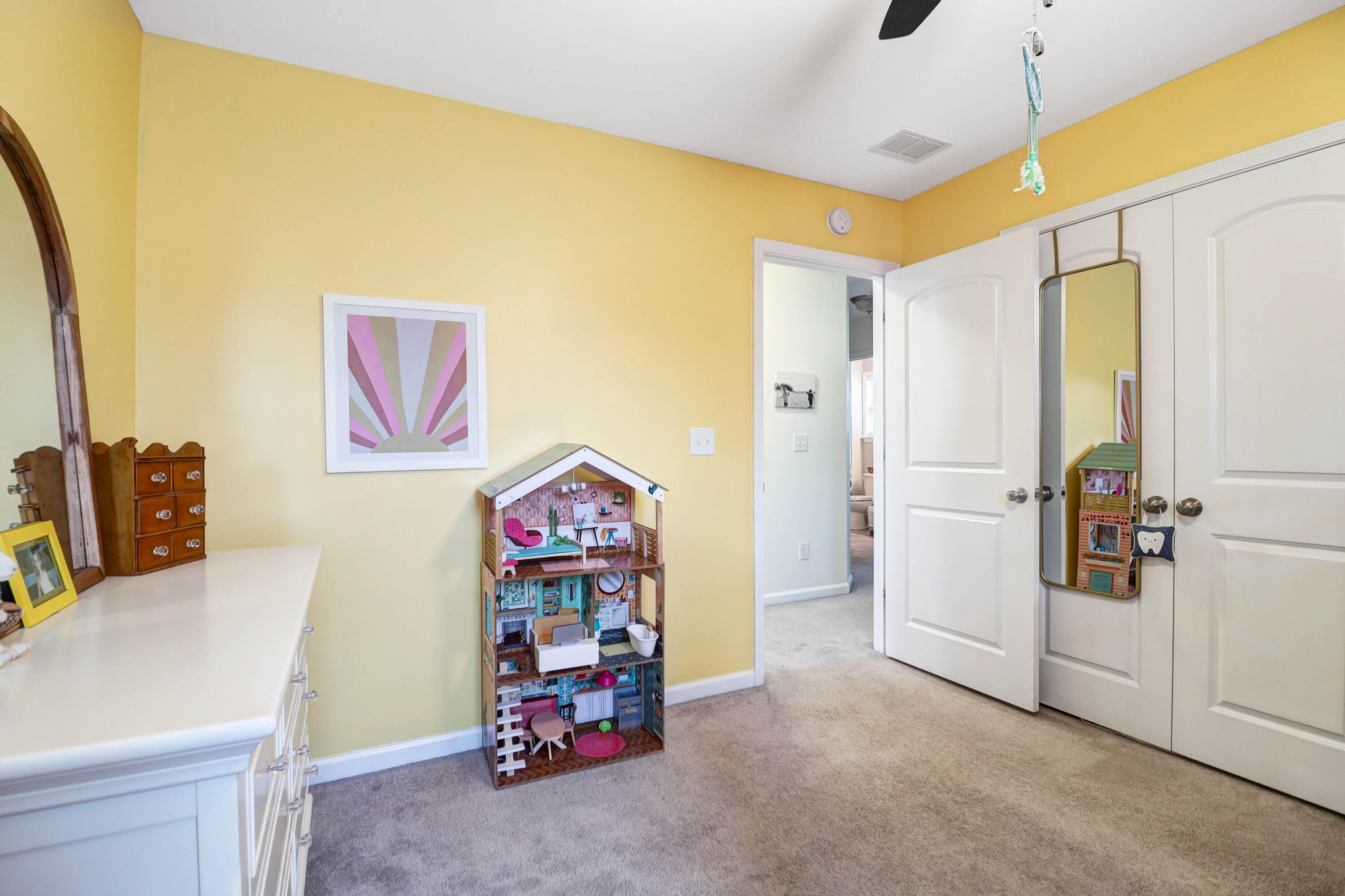 3166 Riverine View