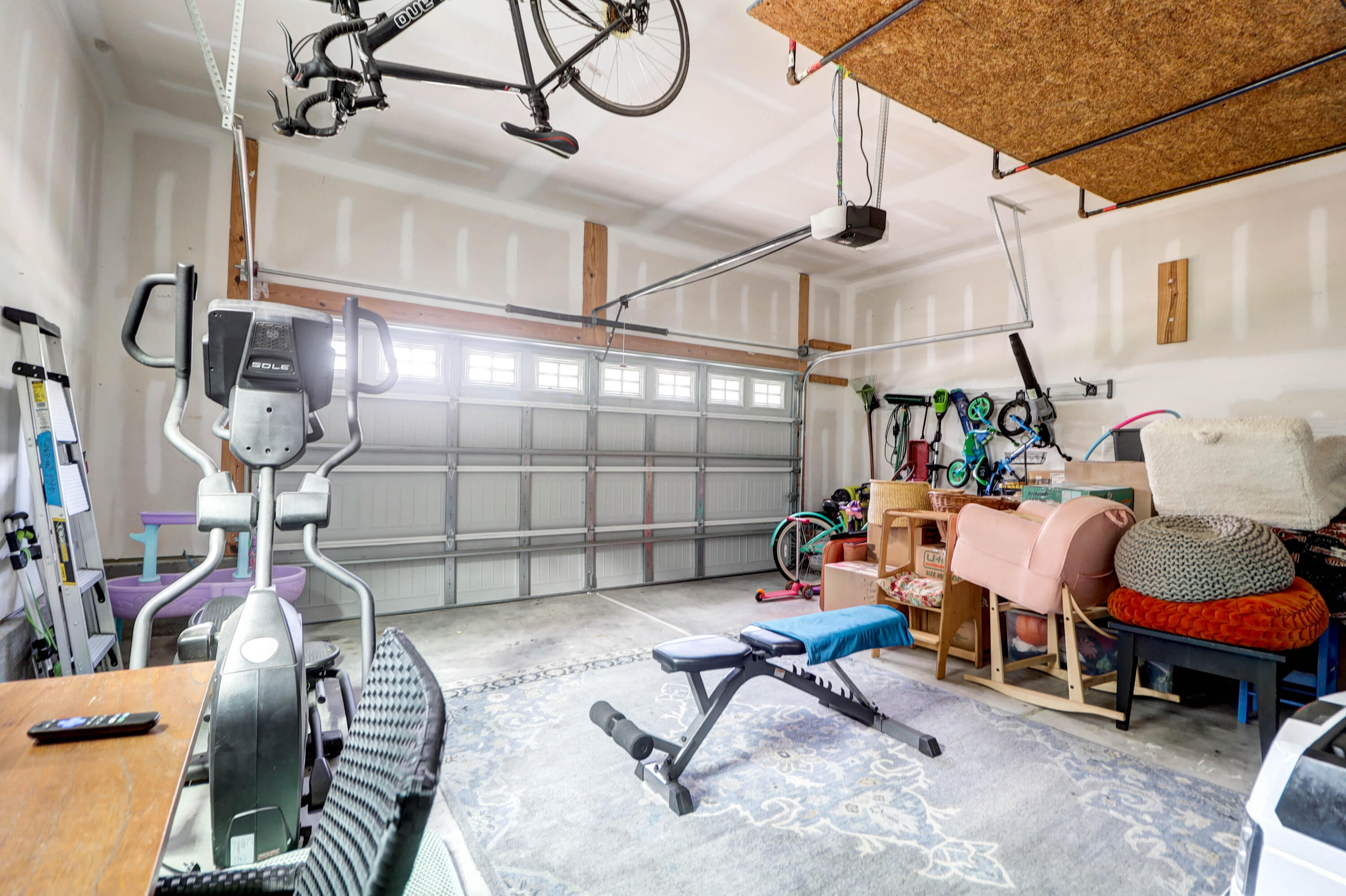3166 Riverine View