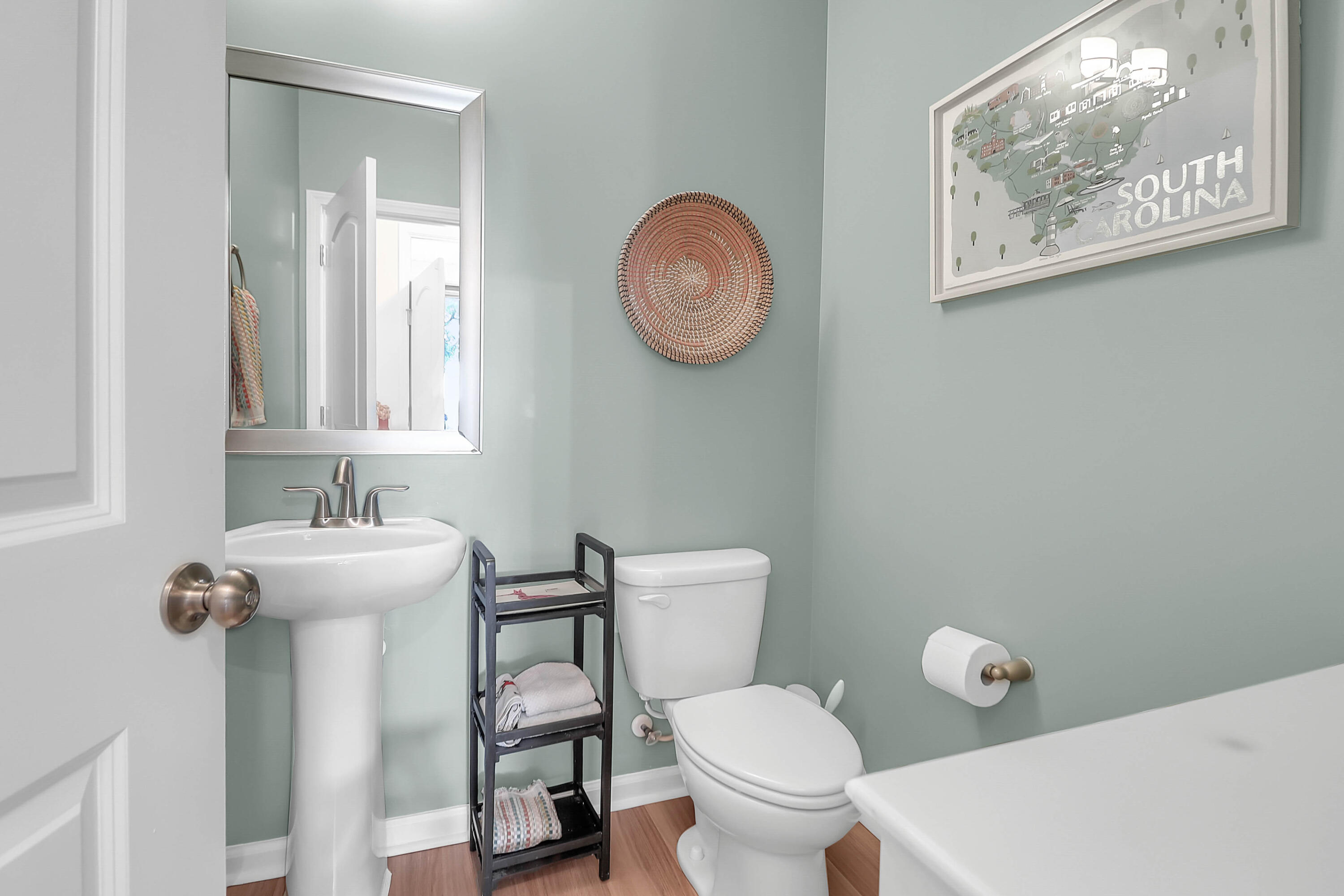 3166 Riverine View