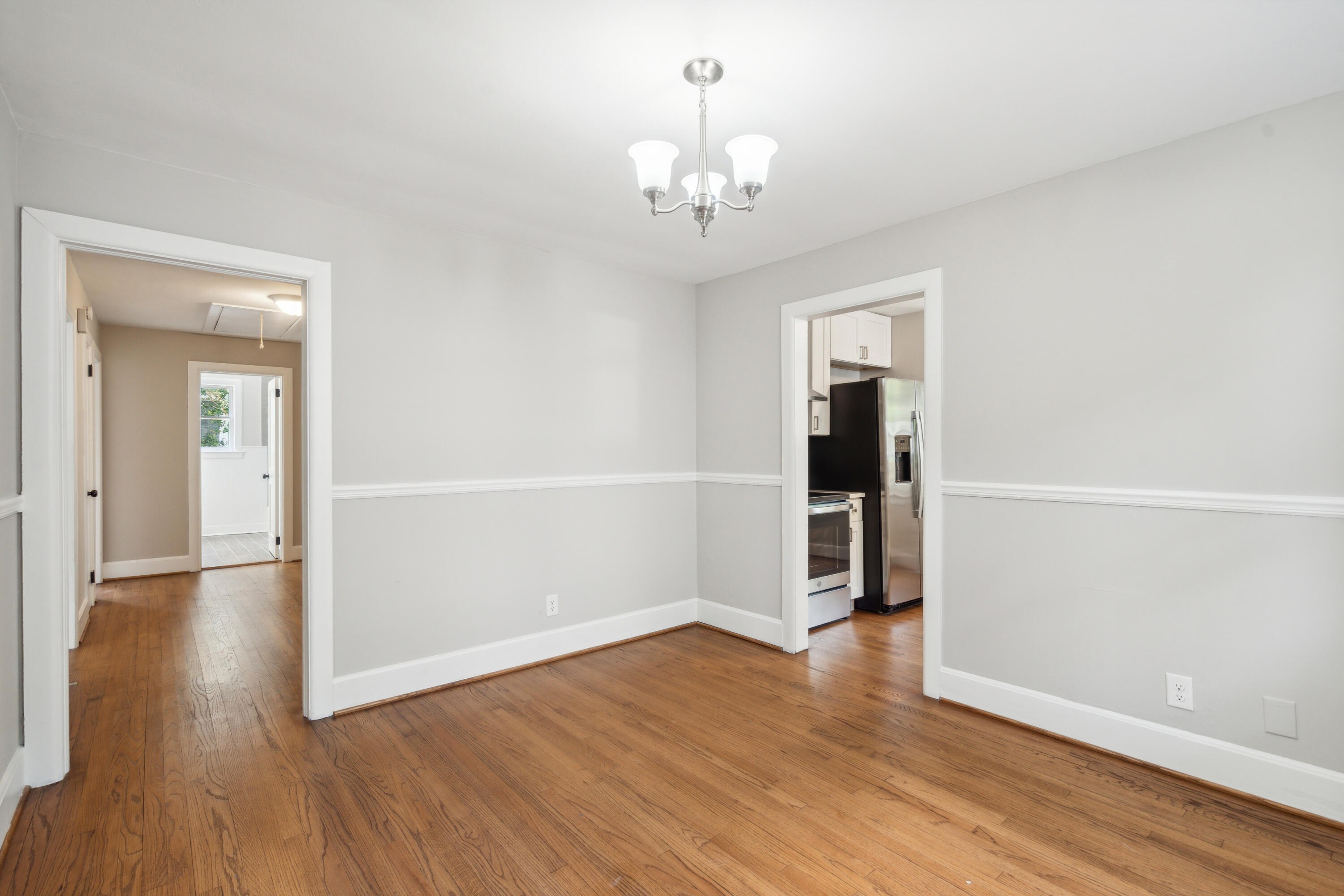 10 Live Oak Avenue