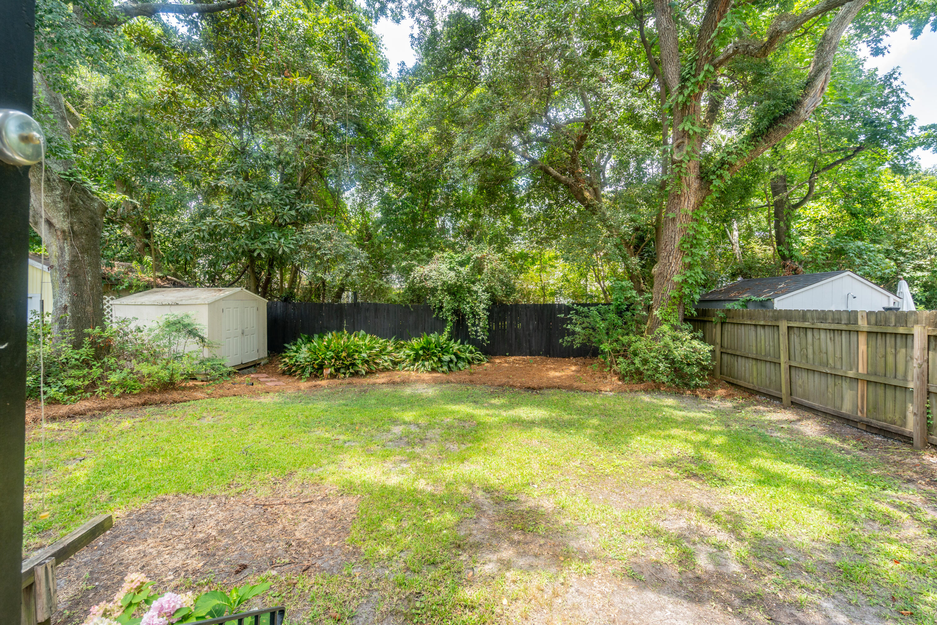 10 Live Oak Avenue