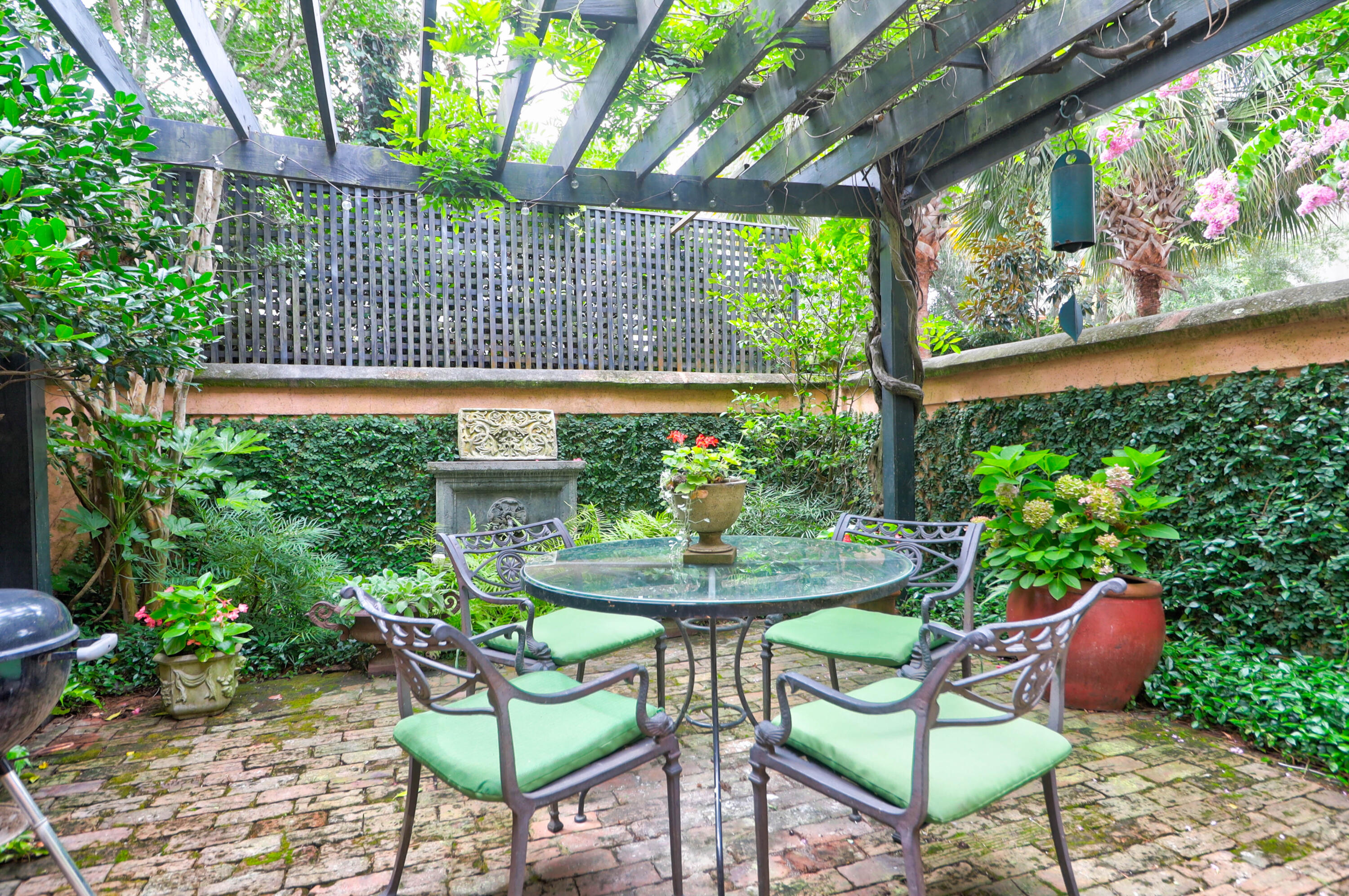 26 Society Street