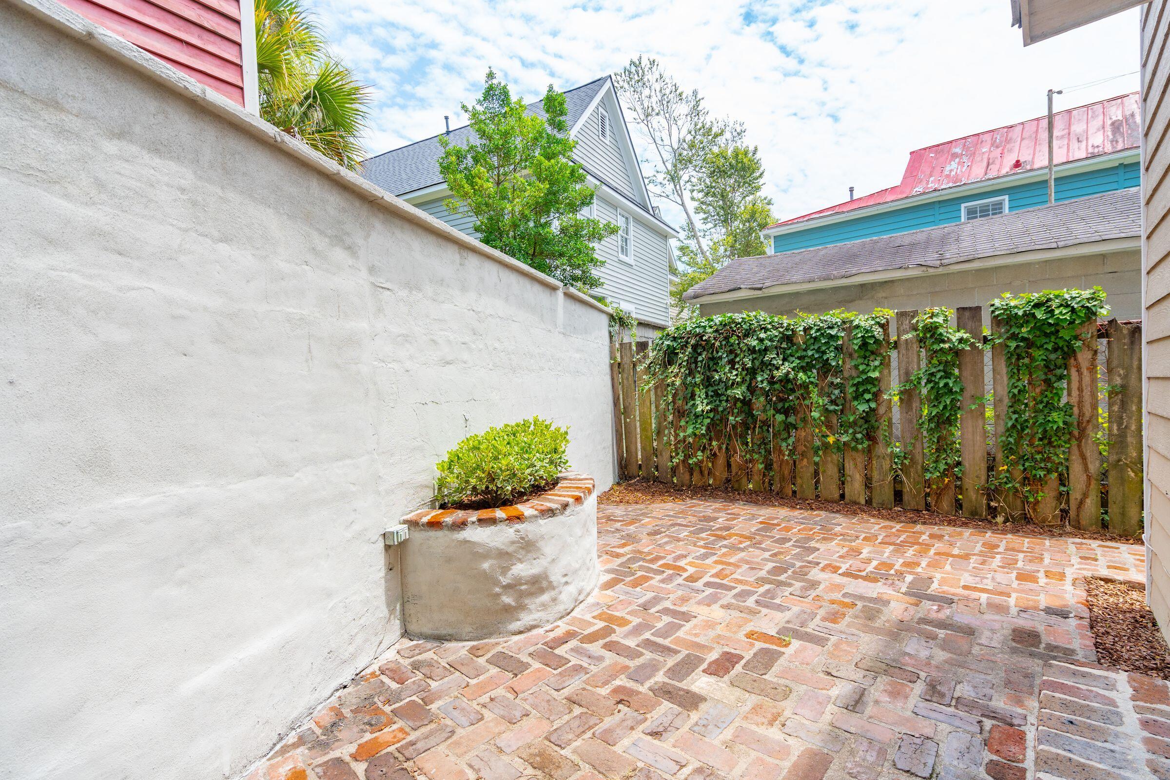 14 Jasper Street
